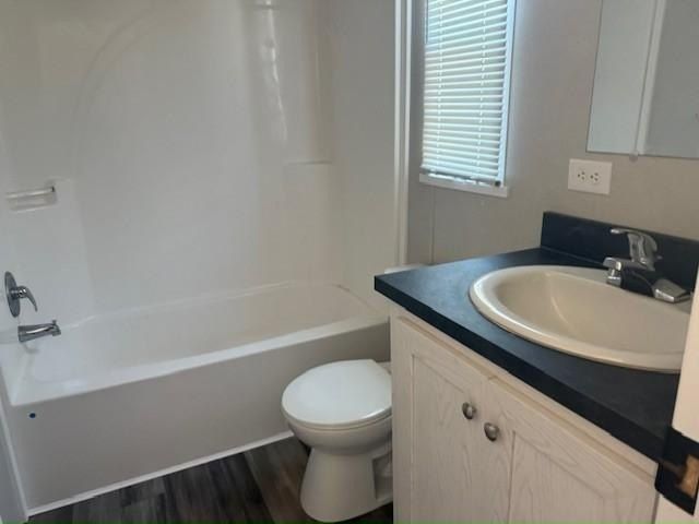 249 Bunting Lane. Madison, WI 53704