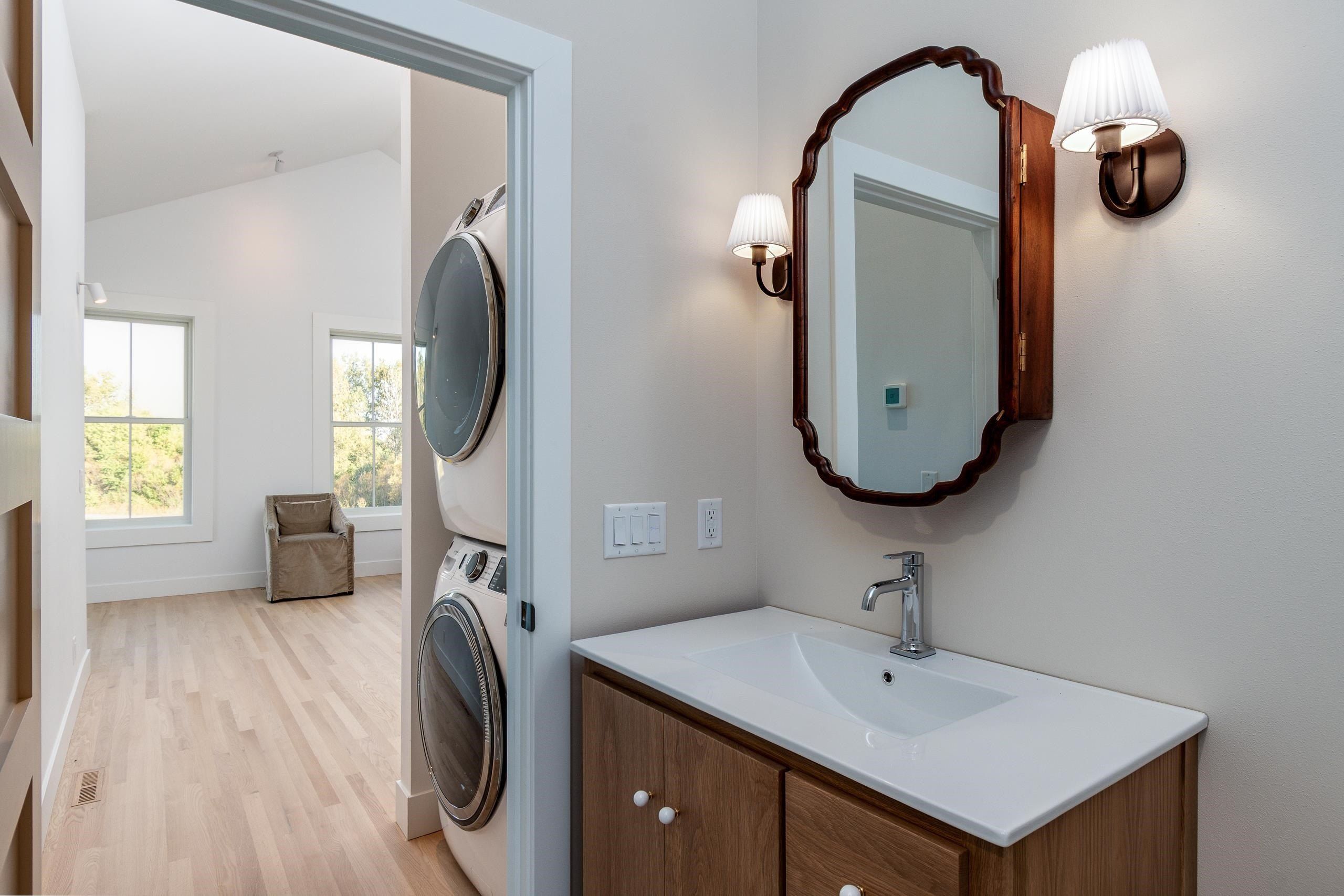 4029 Serenbe Street. Middleton, WI 53562