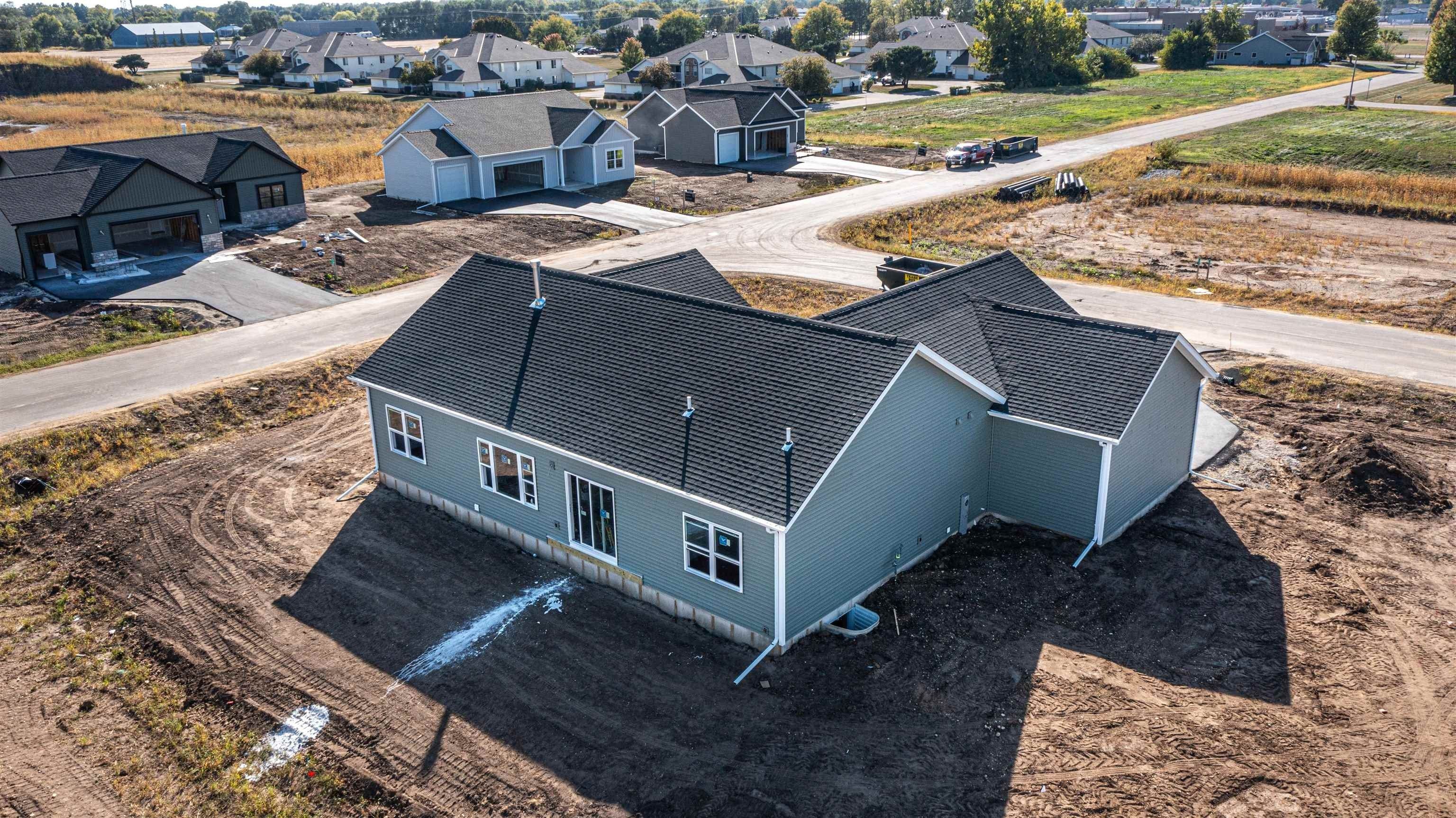 1833 E Kyle Circle. Beloit, WI 53511