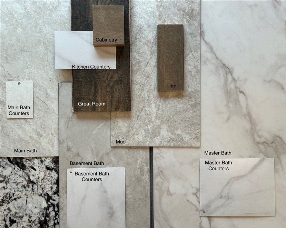 1276 Pebble Beach Drive Lot 167. Altoona, WI 54720