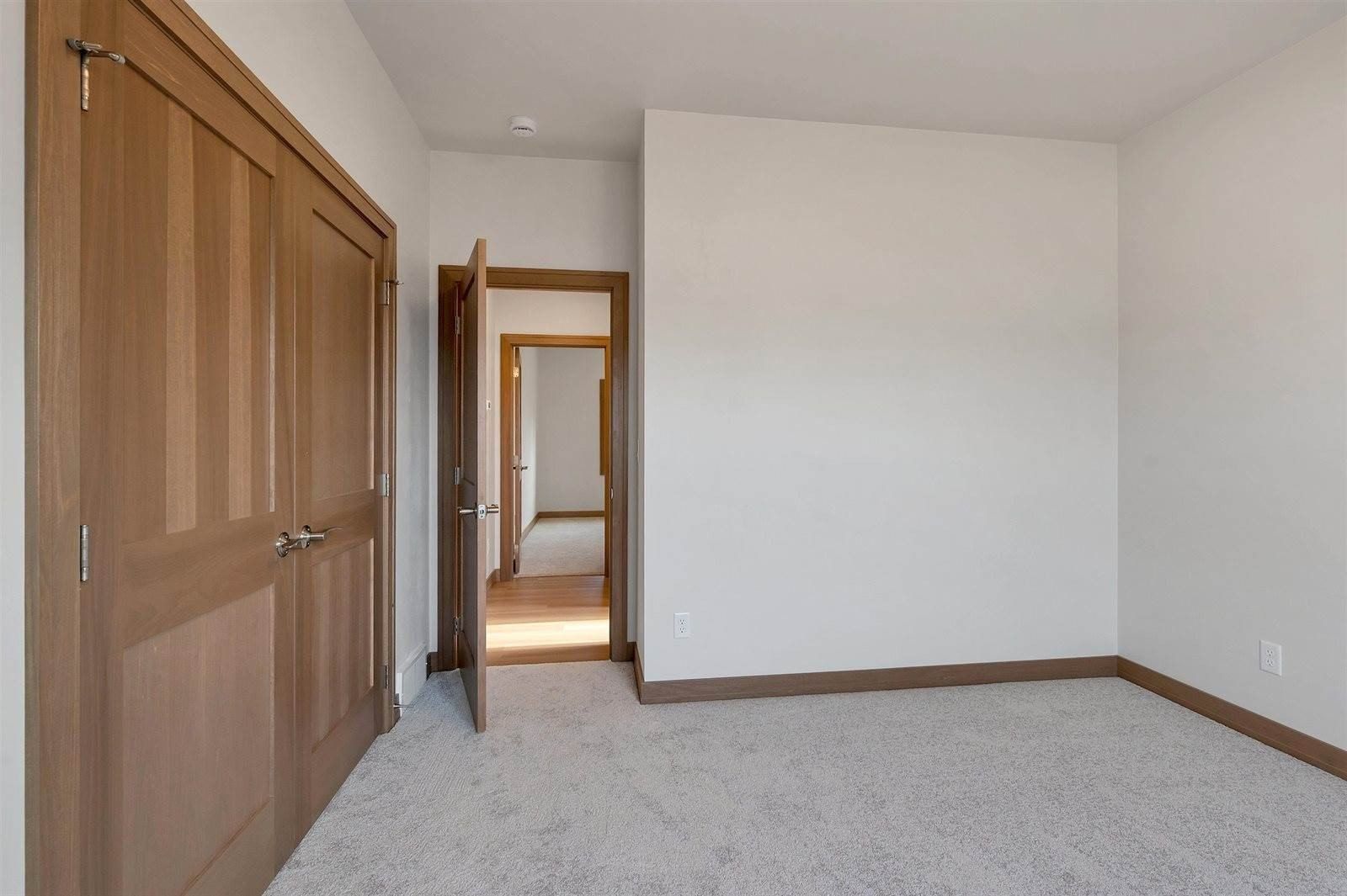 2578 North Stellita Circle. De Pere, WI 54115