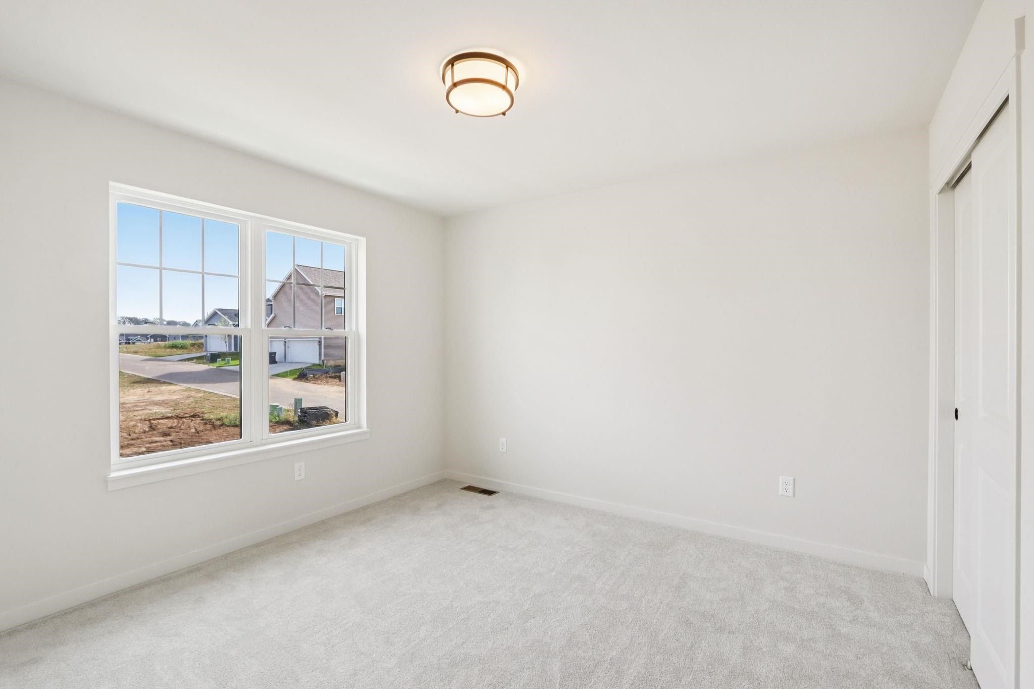 6637 Redpoll Road. Middleton, WI 53562