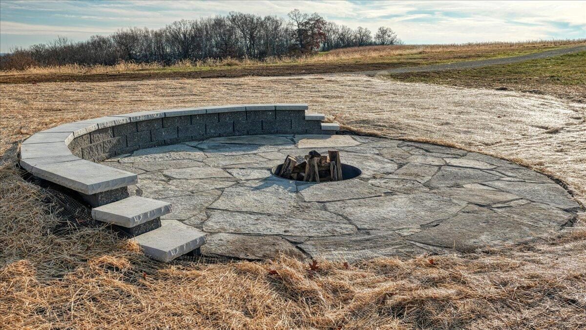 N23415 Oak Ridge Dr. Galesville, WI 54630