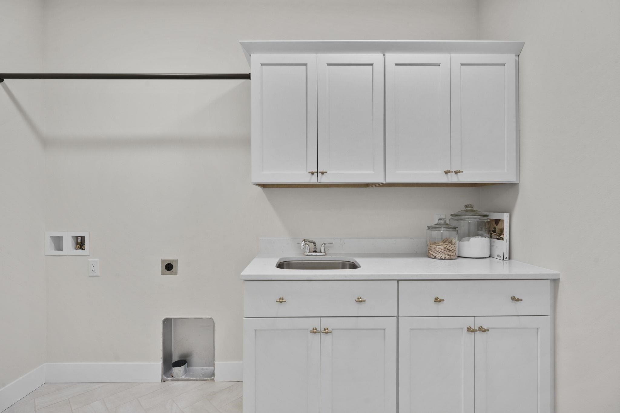 6854 Karolina Way. Sun Prairie, WI 53590