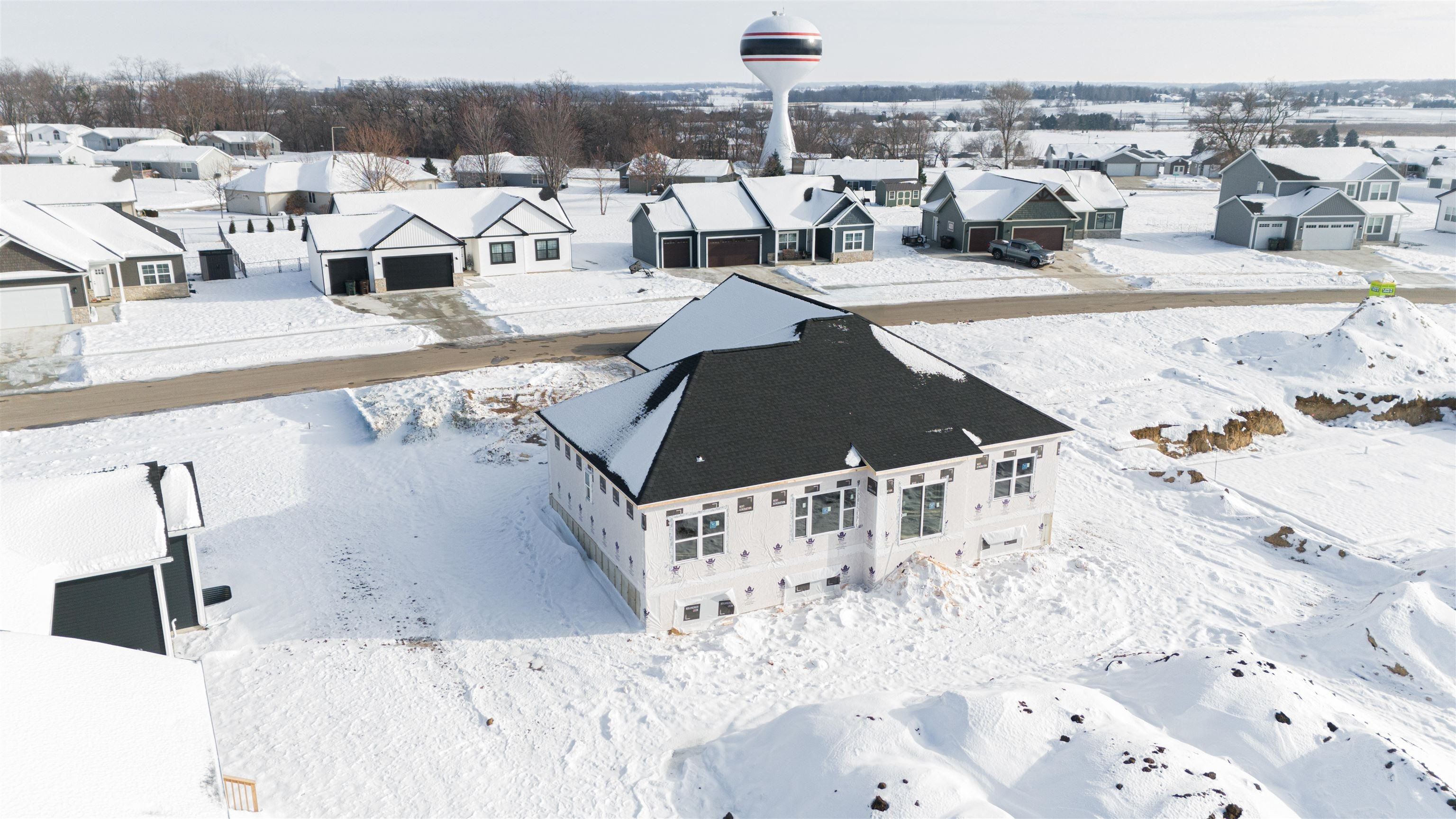 897 Red Hawk Drive. Milton, WI 53563