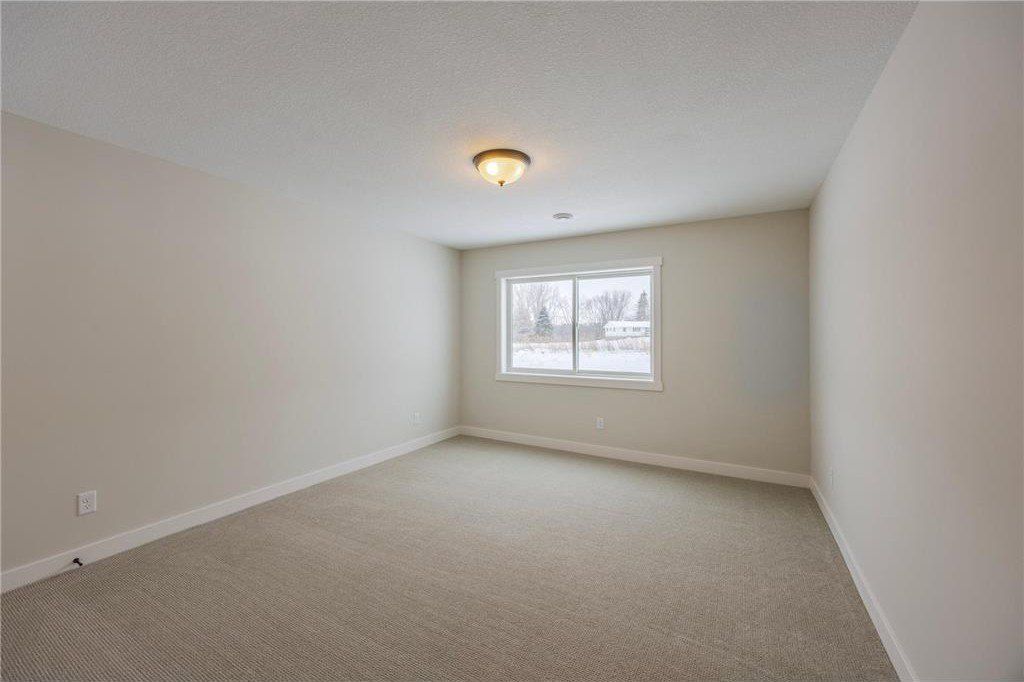 1660 Squirrel Way. New Richmond, WI 54017