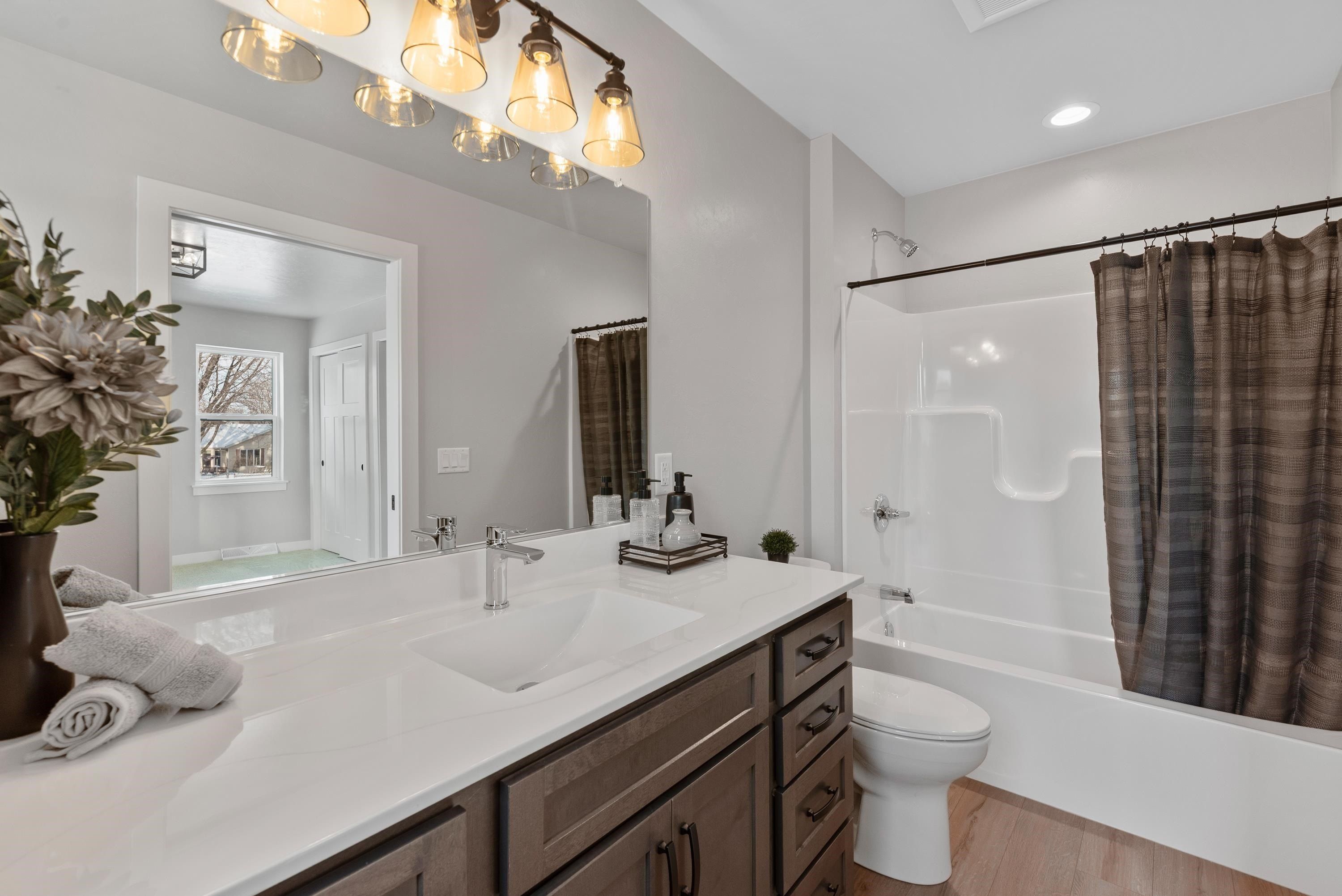 W5311 E Pioneer Road. Fond Du Lac, WI 54935