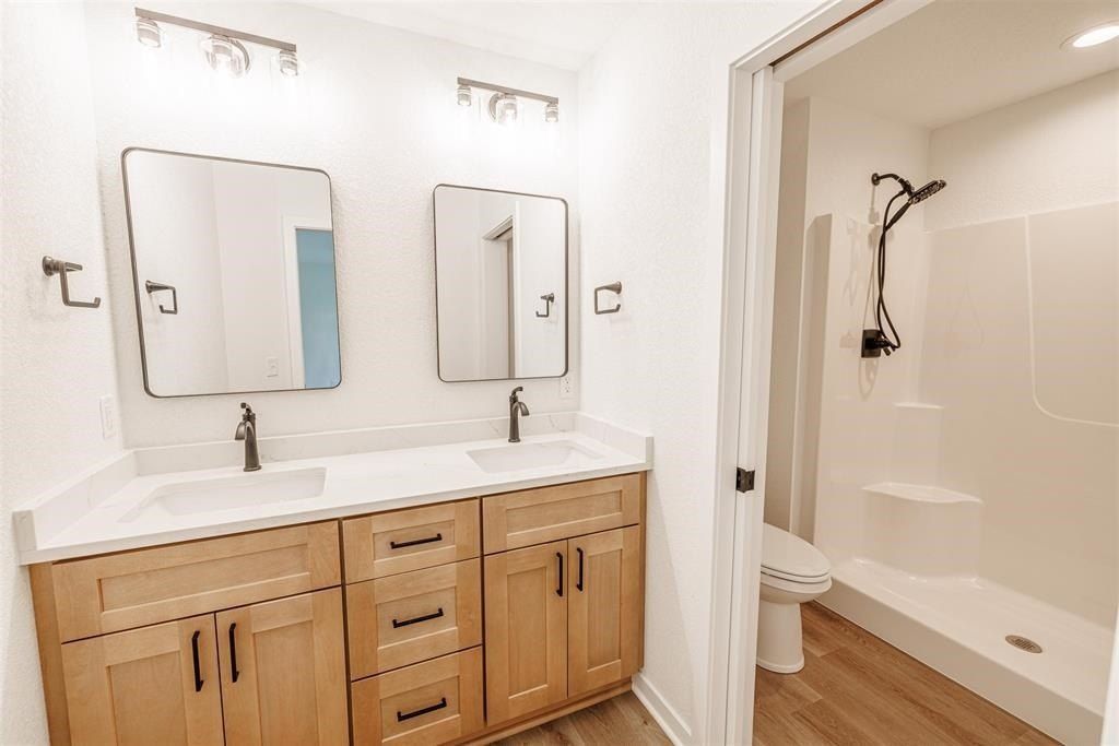 414 Ridge Court. Orfordville, WI 53576