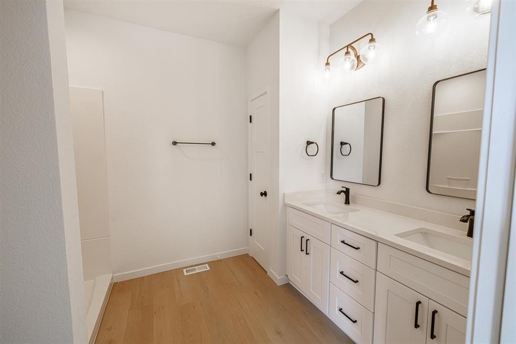 600 Sycamore Place. Theresa, WI 53091