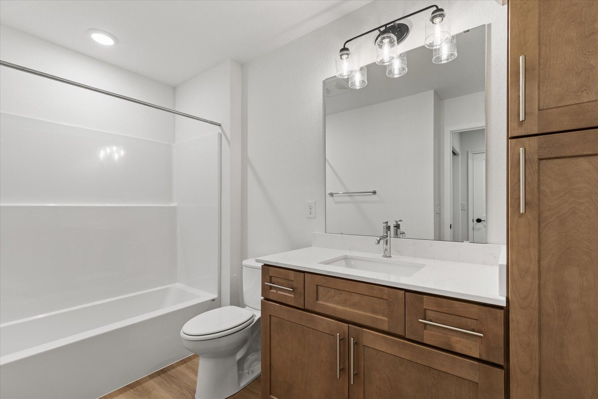 516 Hunter Oaks Blvd. Watertown, WI 53094