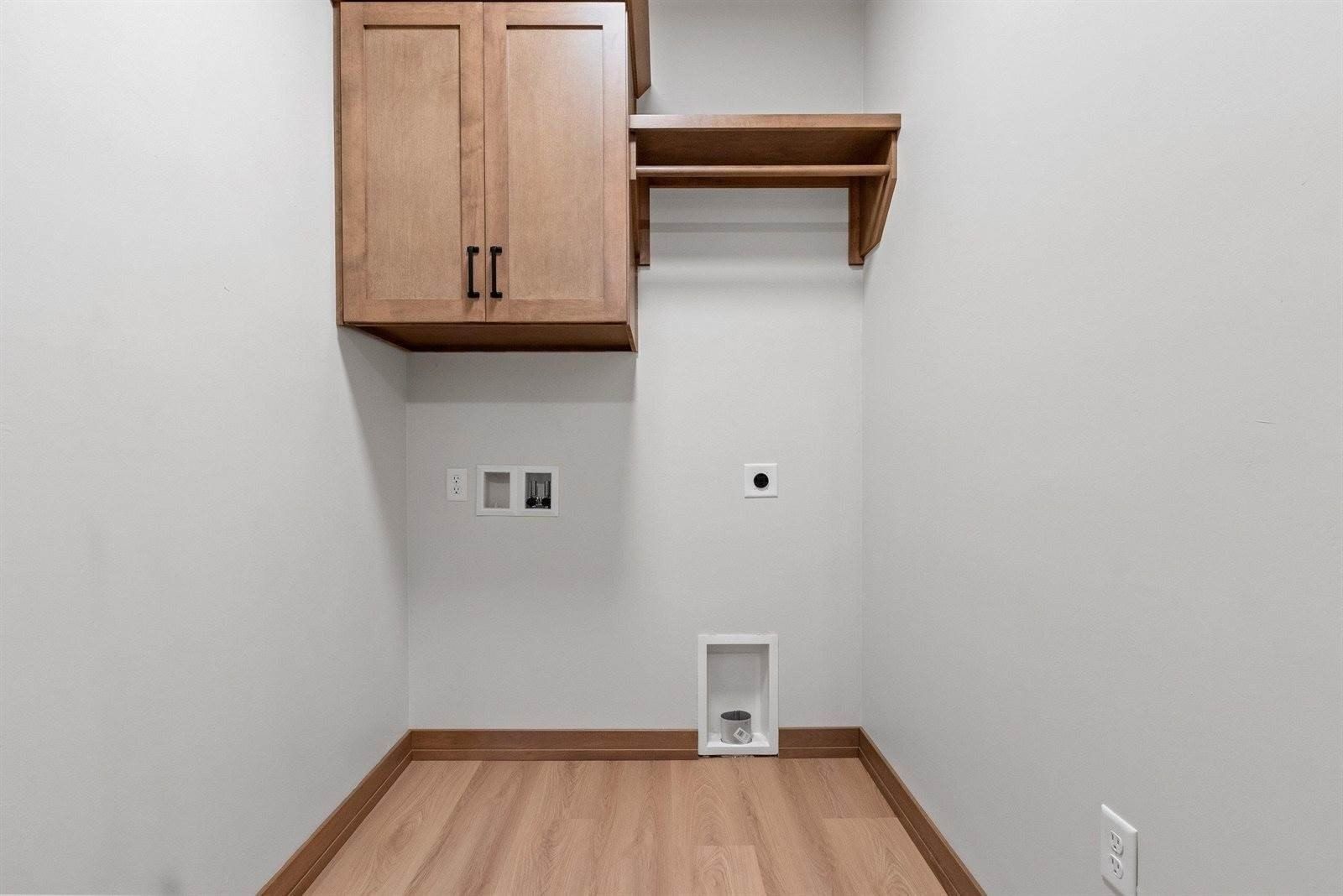 2334 Whispering Wind Lane. Howard, WI 54303