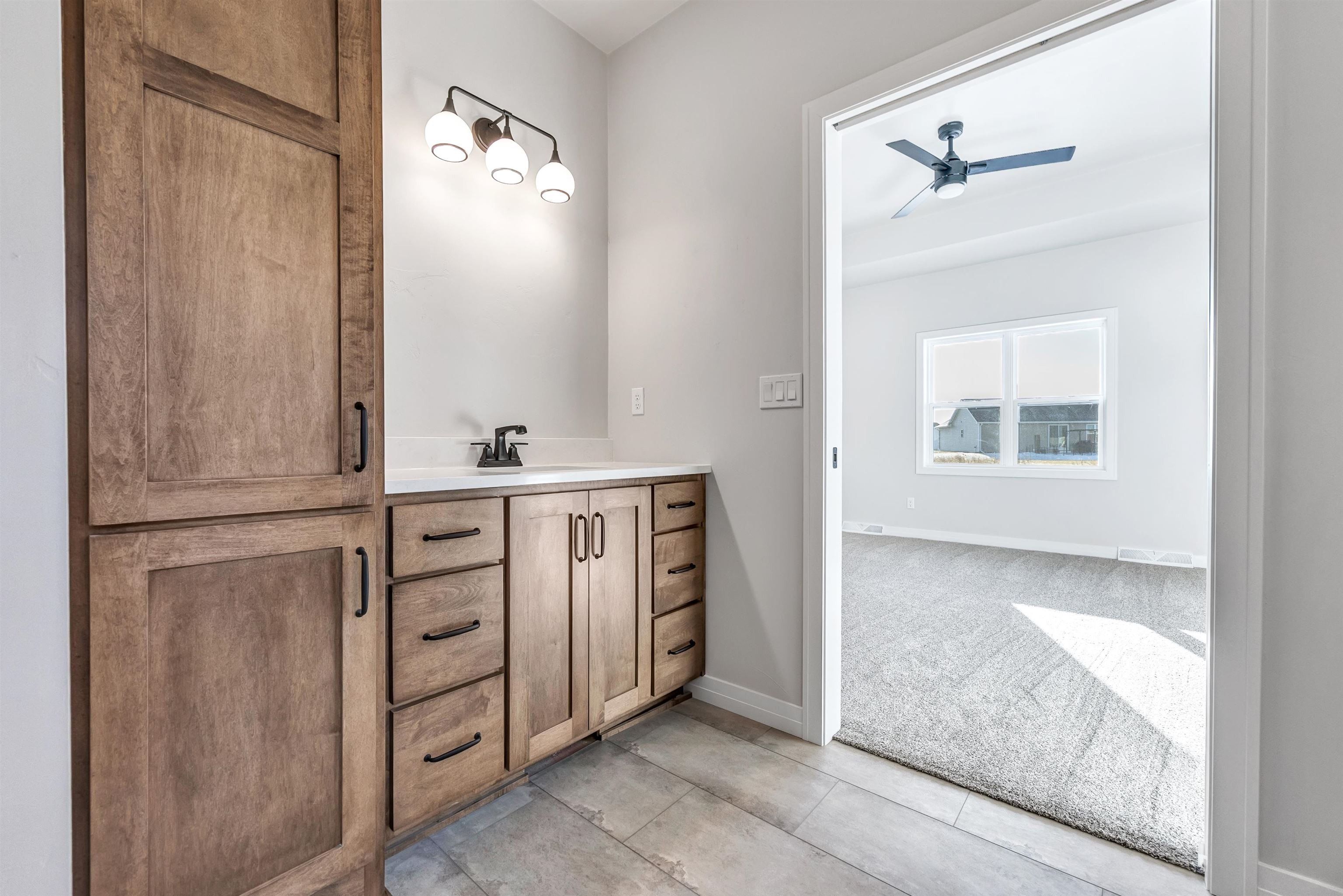 1270 Autumn Field Lane. De Pere, WI 54115