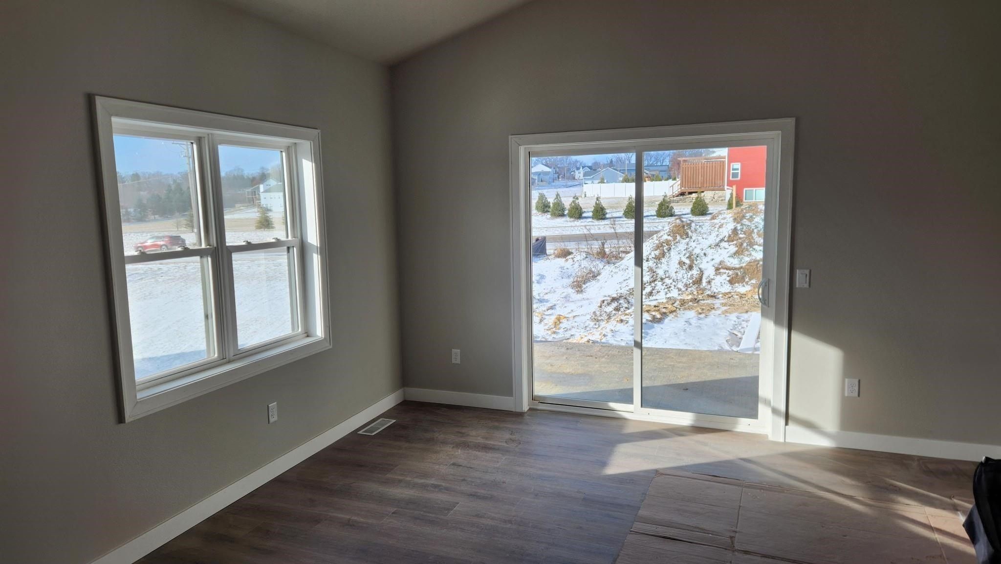 495 Foxfield Court. Oregon, WI 53575