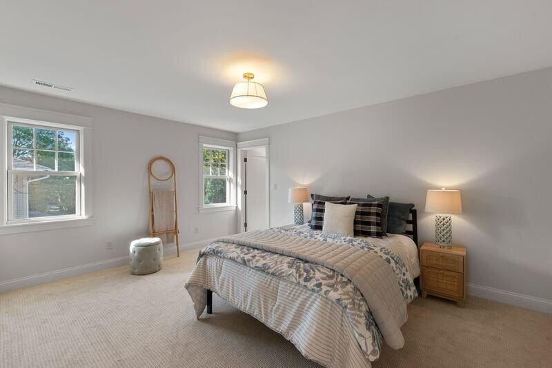 3711 N Downer Ave. Shorewood, WI 53211