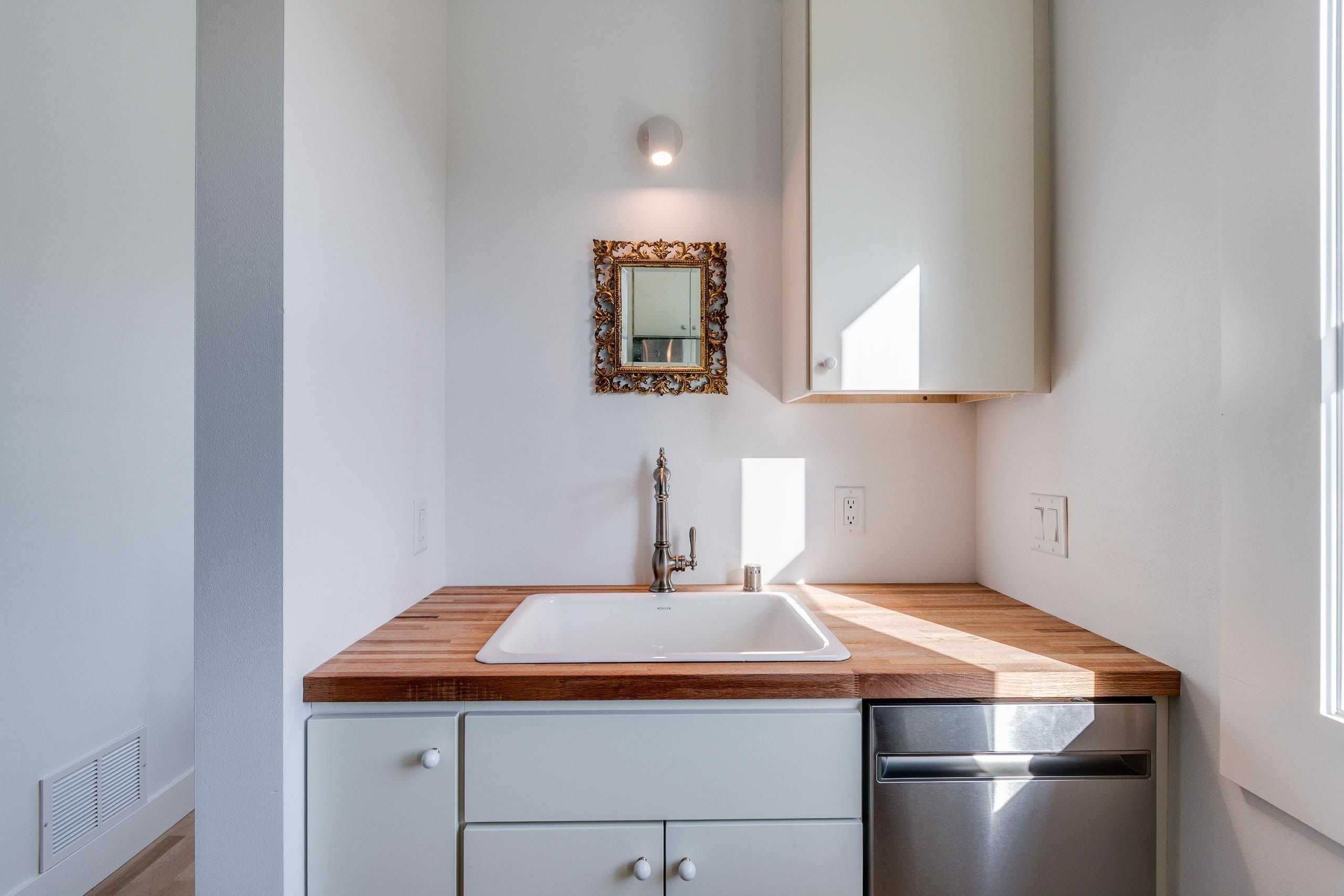 4029 Serenbe Street. Middleton, WI 53562