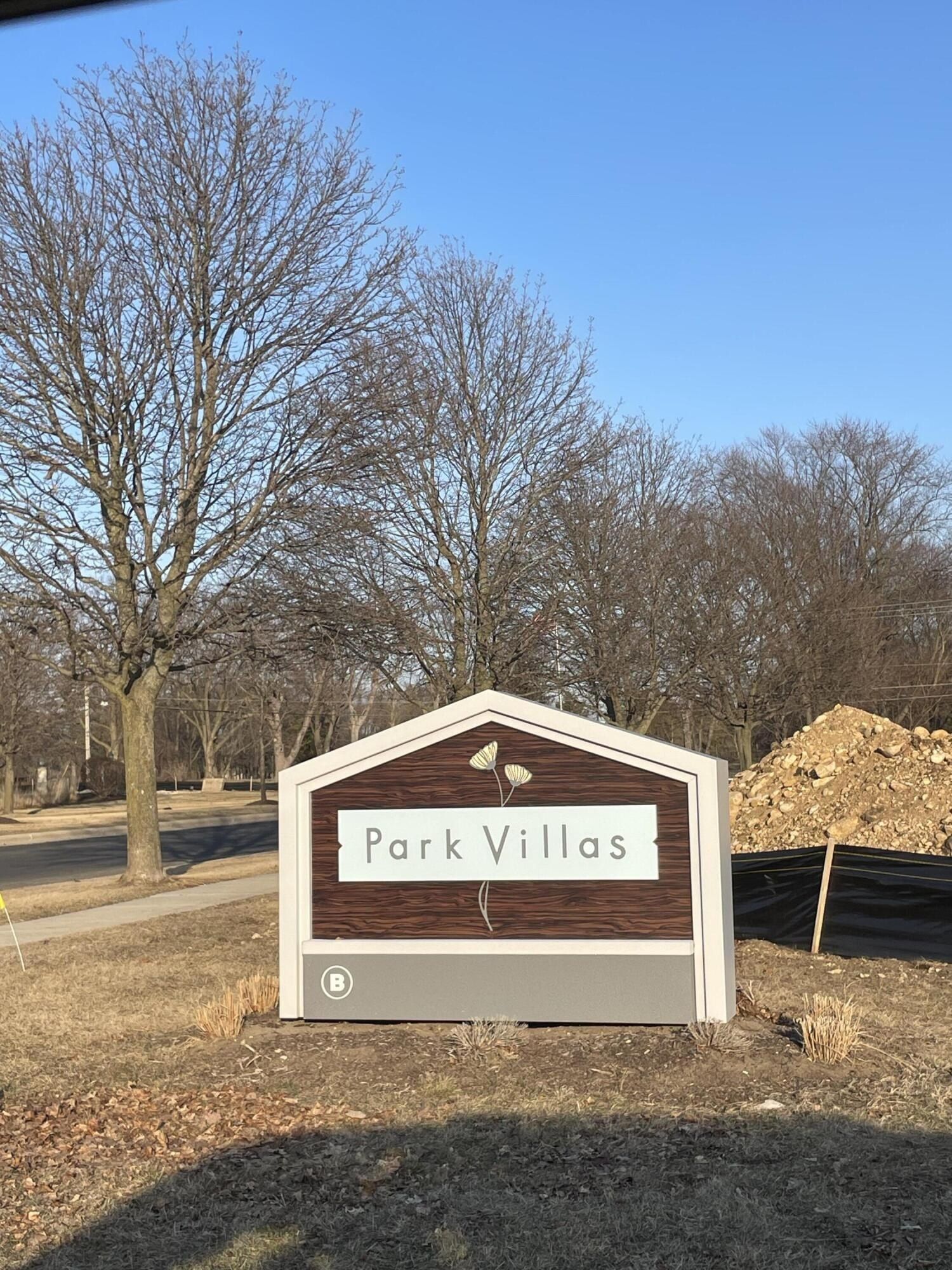 406 Park Villas Cir. Waterford, WI 53185