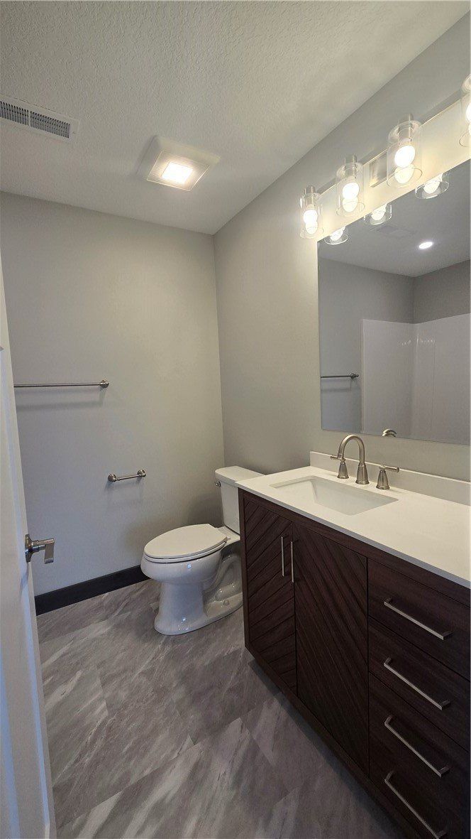 N4639 940Th Street. Elk Mound, WI 54739