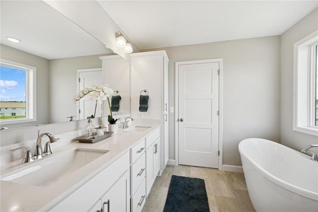 1489 Raccoon Lane. New Richmond, WI 54017