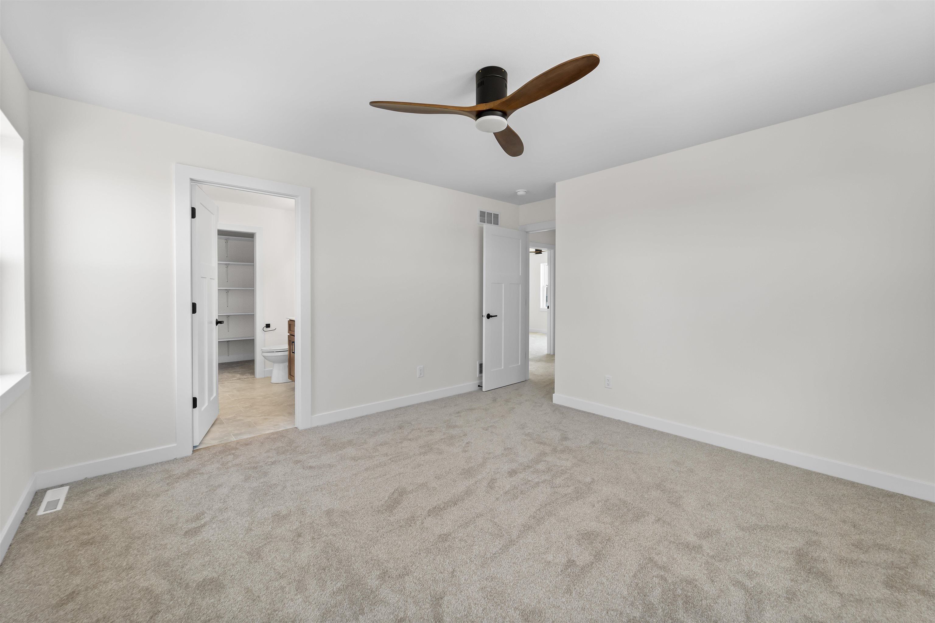 L181 Clemens Drive. Arlington, WI 53911