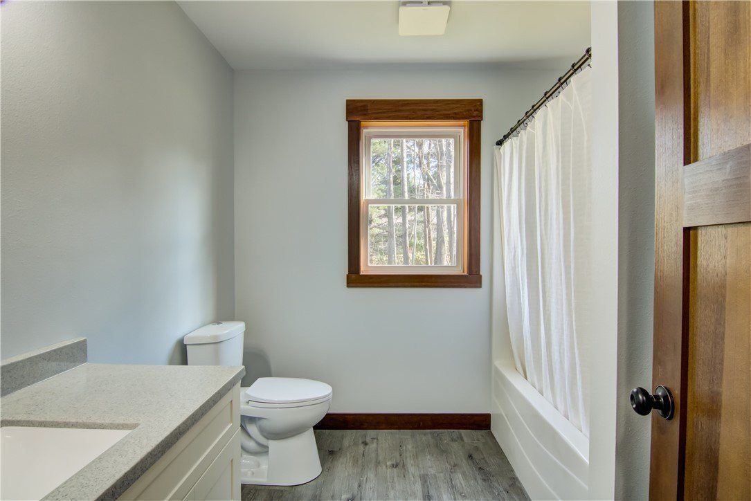 24888 65Th Avenue. Cadott, WI 54727