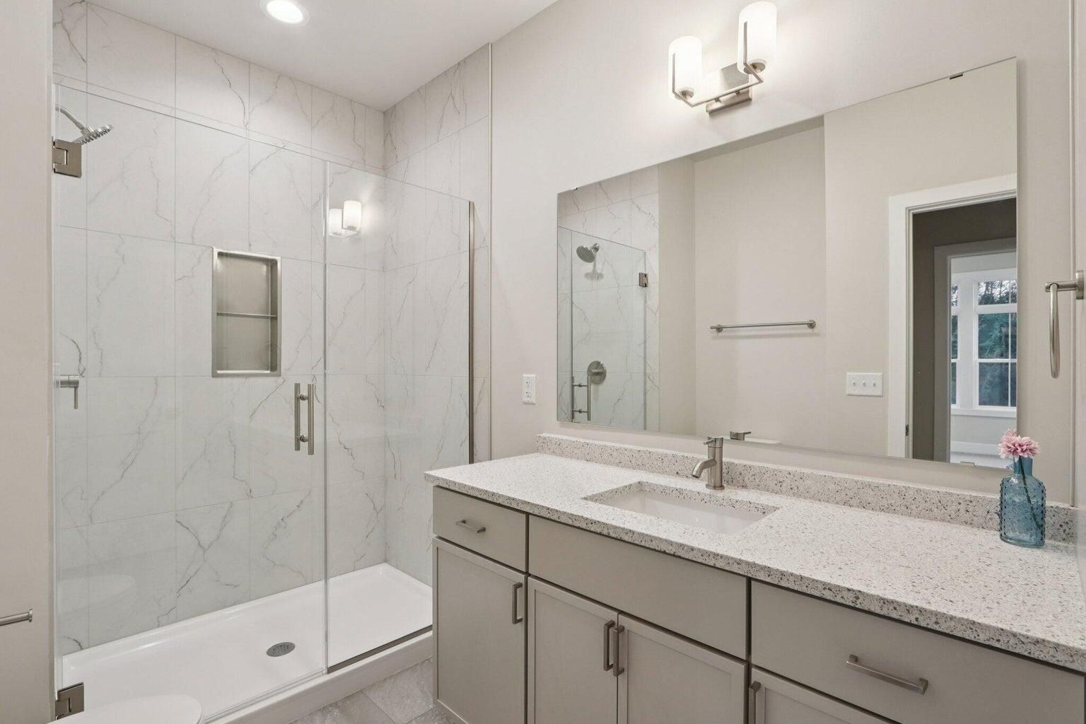 405 Falcon Ridge Dr. Burlington, WI 53105
