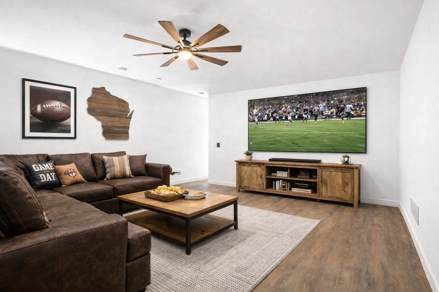 129 Lupine Avenue. Poynette, WI 53955