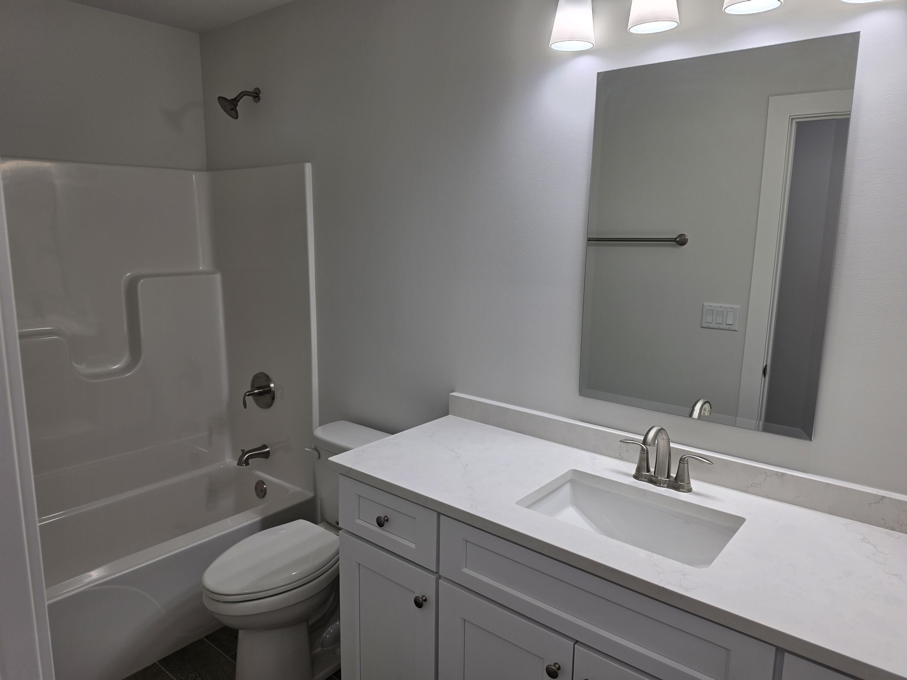 3528 W Park Dr. Lake Geneva, WI 53147