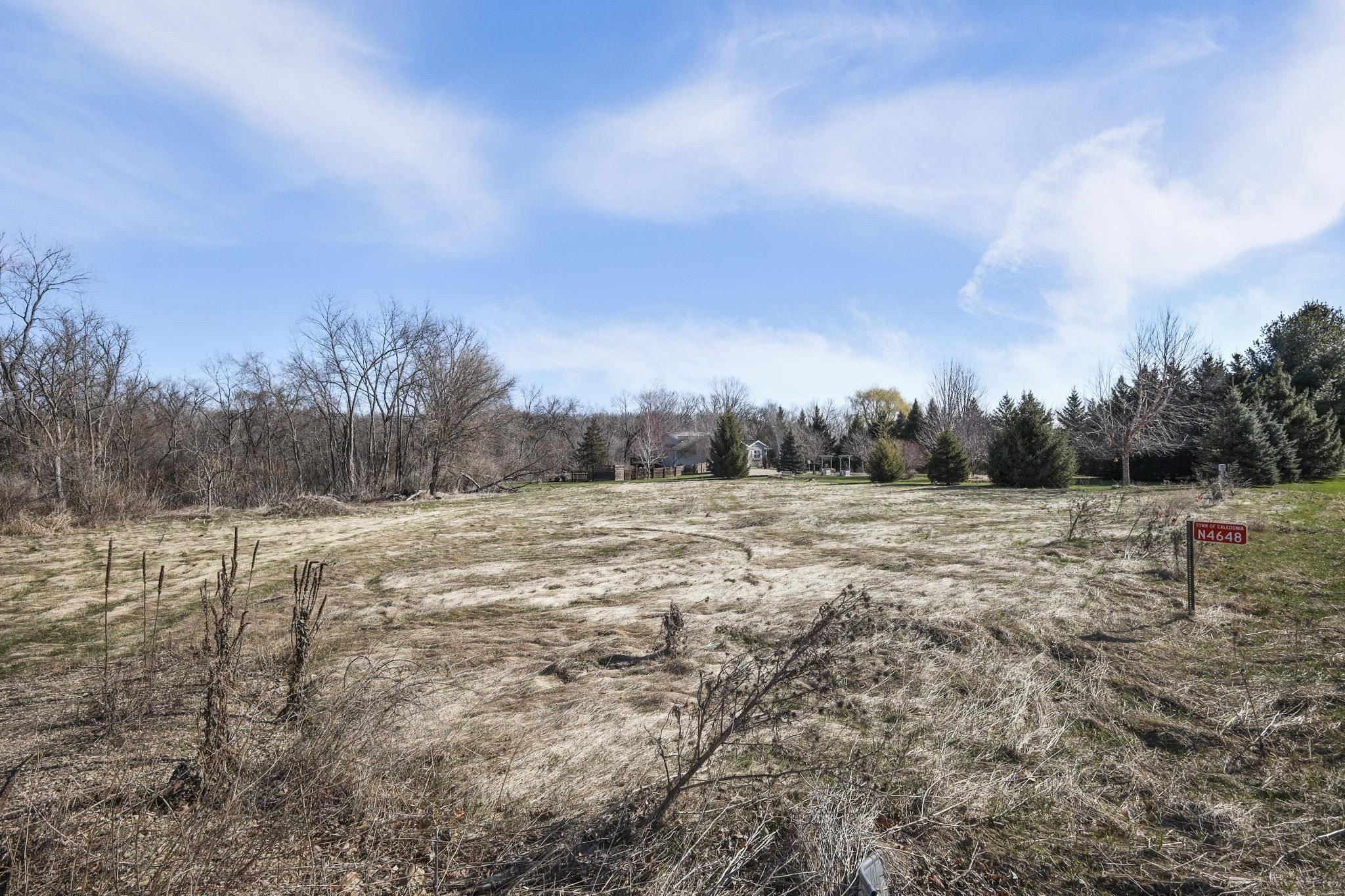 N4648 Allan Road. Portage, WI 53901