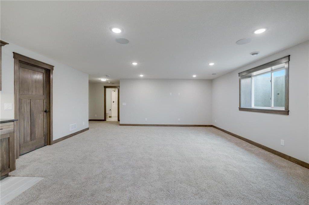 909 Acorn Court. Hudson, WI 54016