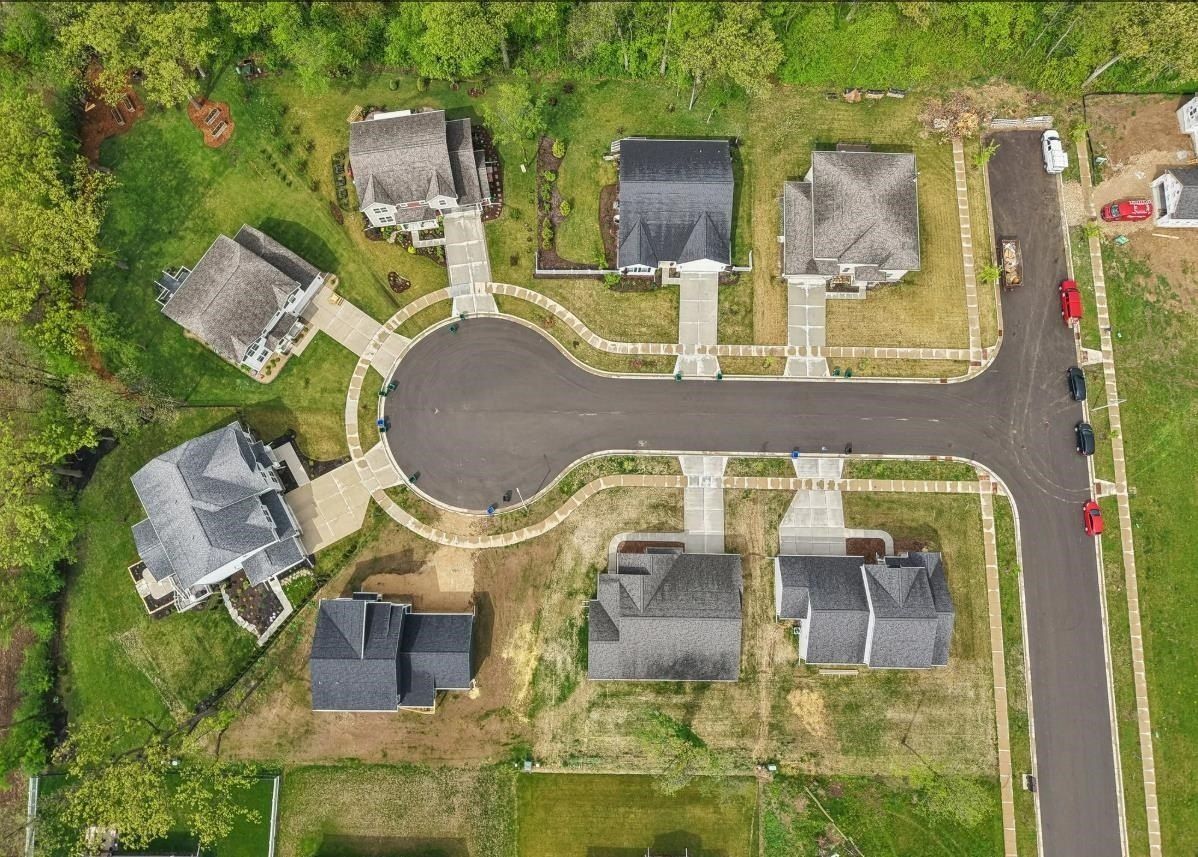 576 Buss Road. Cottage Grove, WI 53527