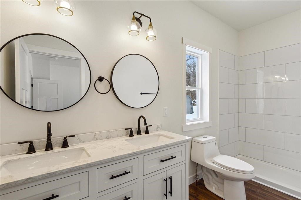 1402 E Road 3. Edgerton, WI 53534