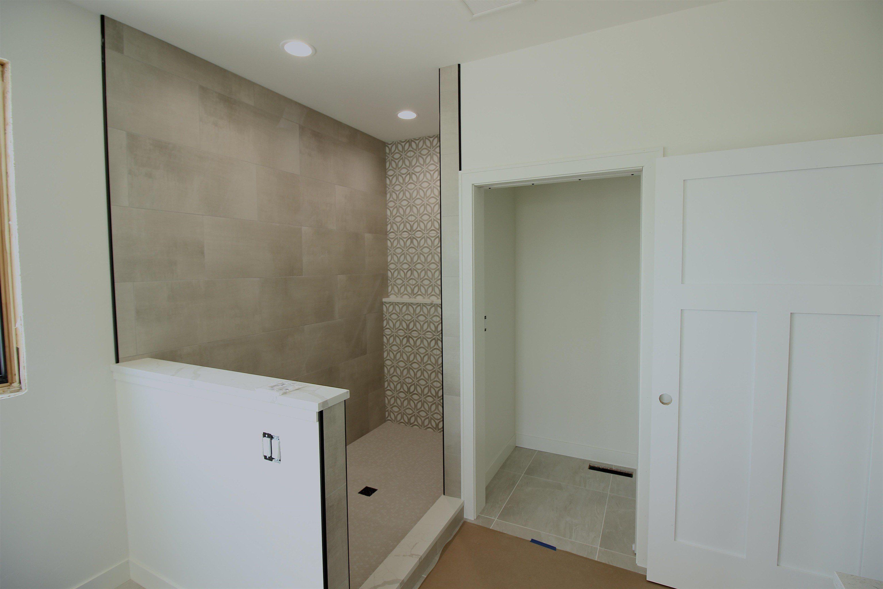 5143 N Brownwood Drive. Janesville, WI 53545