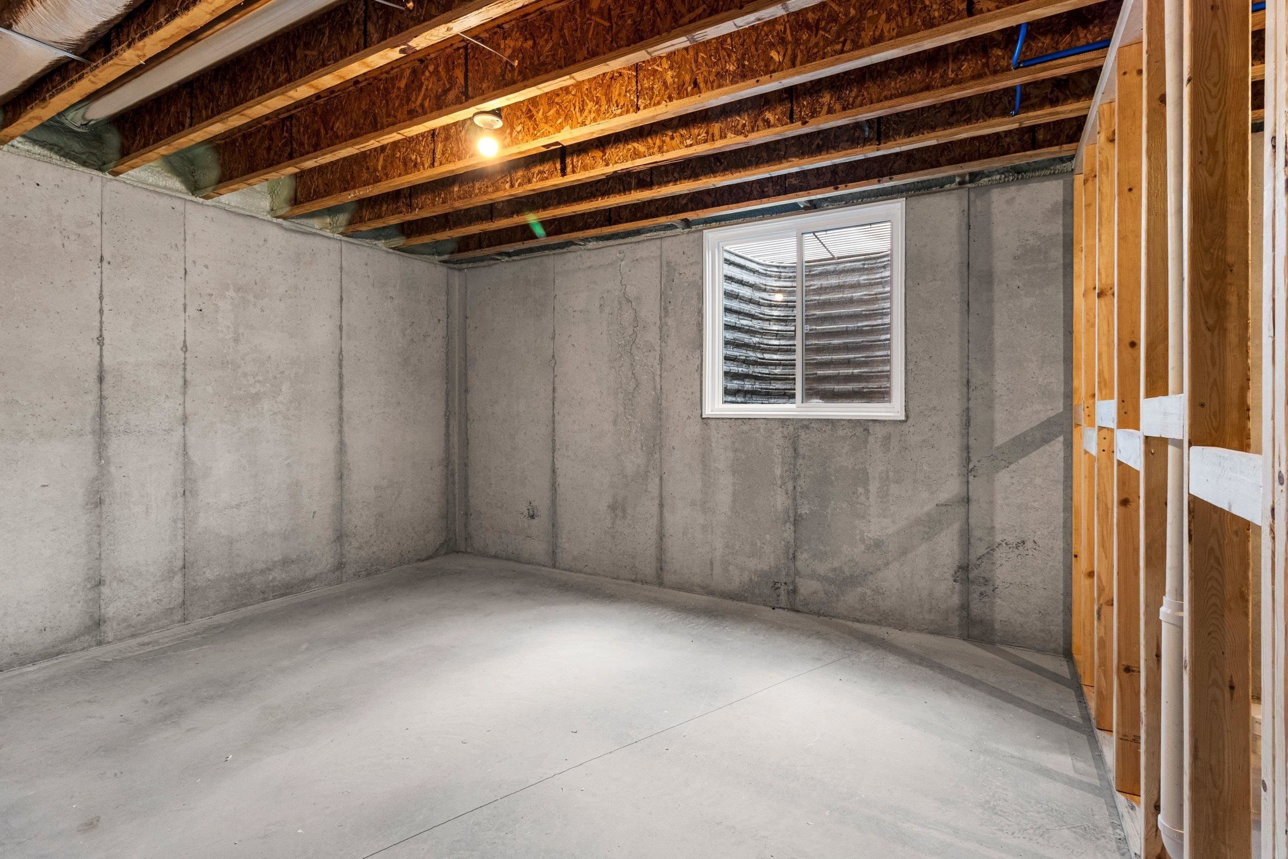 2650 Lawrence Lane. Neenah, WI 54956