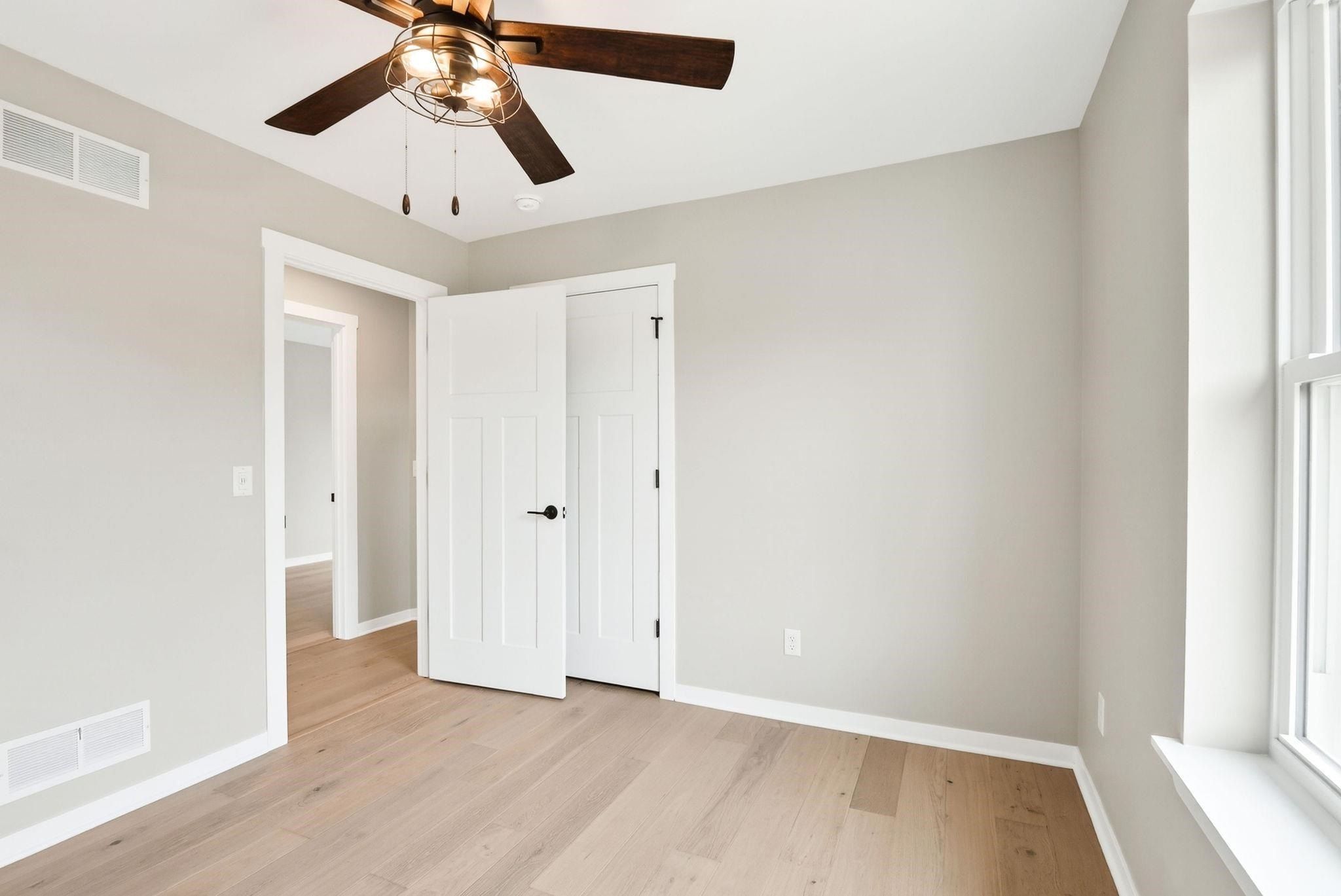 1061 Kamperschroer Way. Sun Prairie, WI 53590