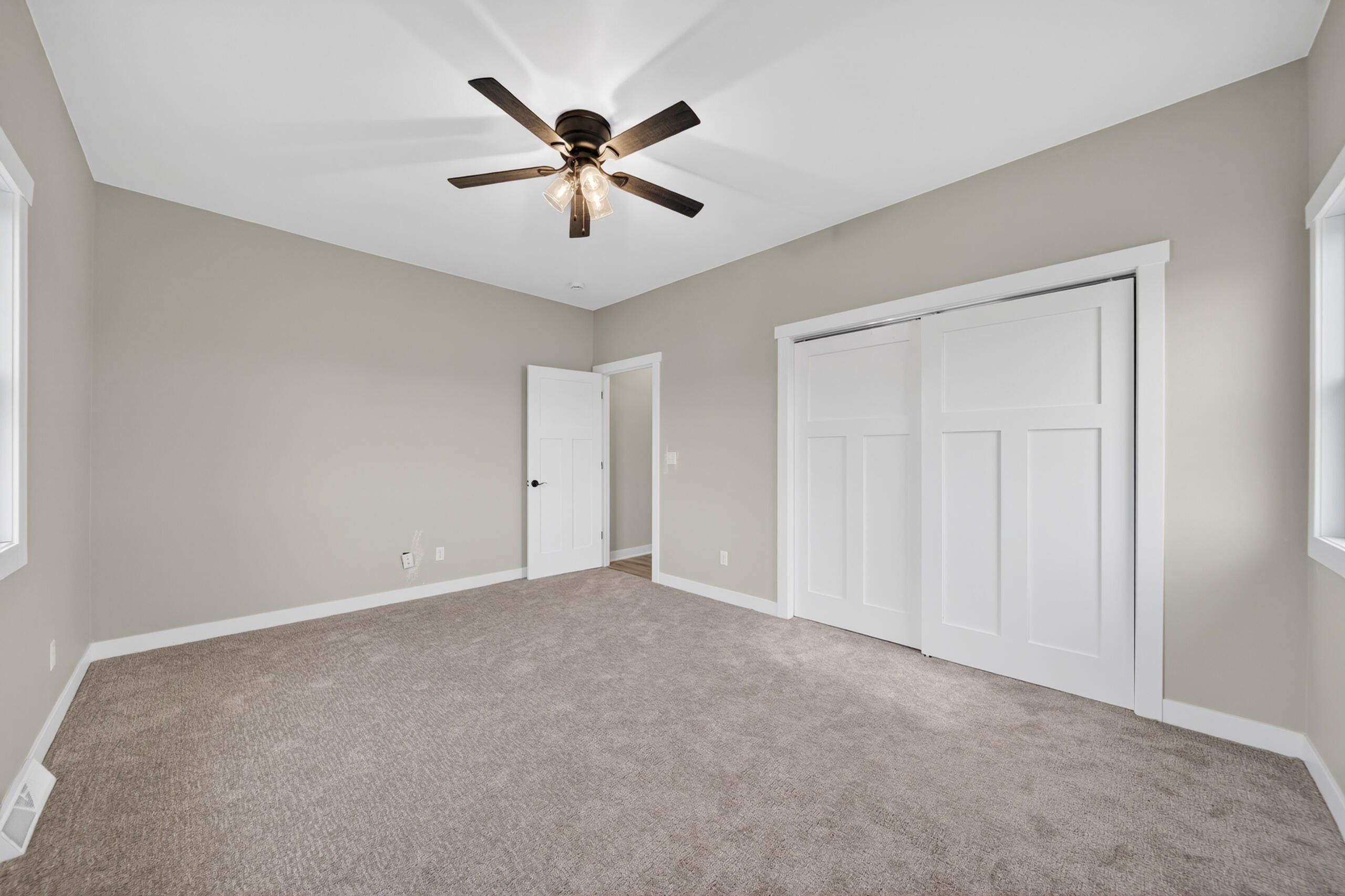 2906 Stonebrook Dr. Sheboygan, WI 53081
