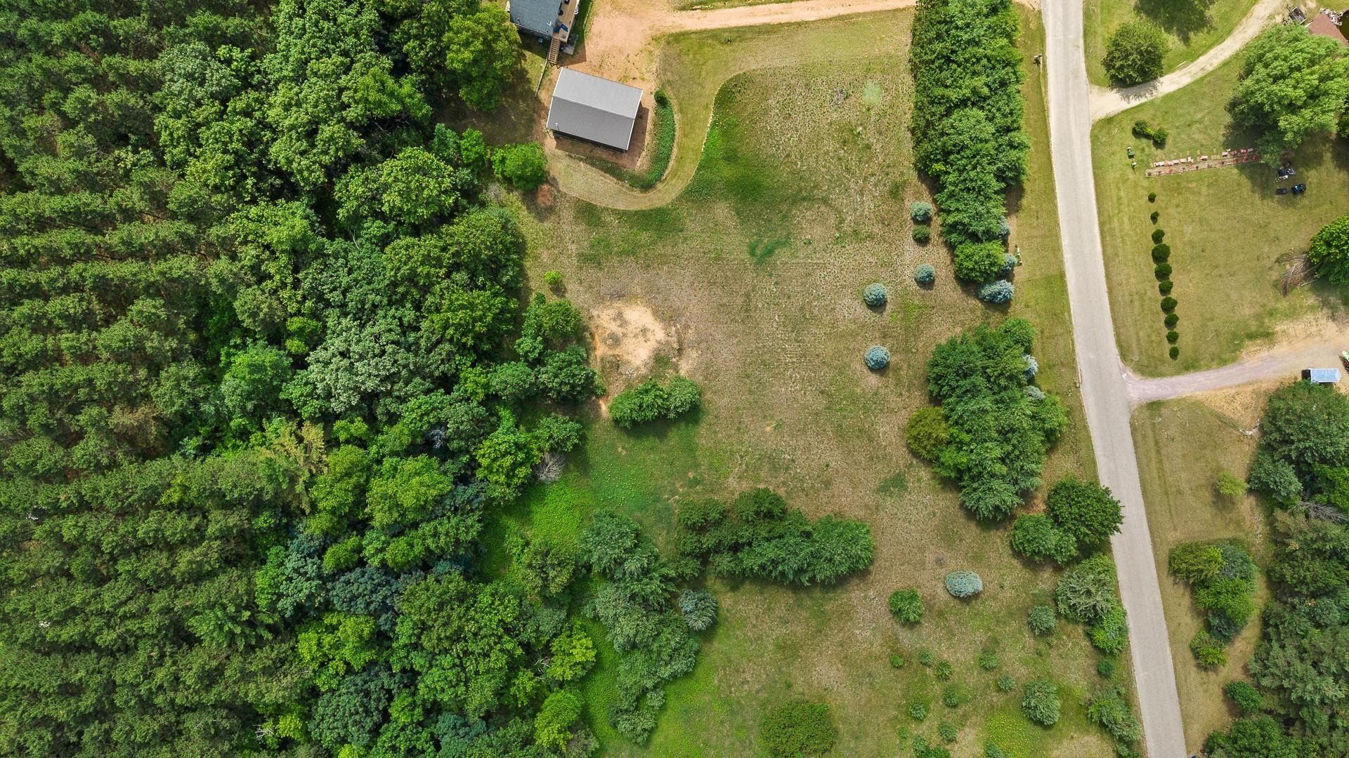 191 Fish Court. Oxford, WI 53952