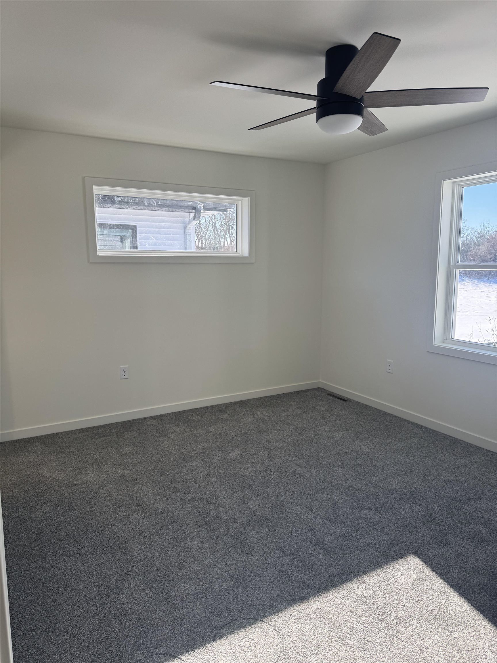 984 Bell Circle. Arlington, WI 53911