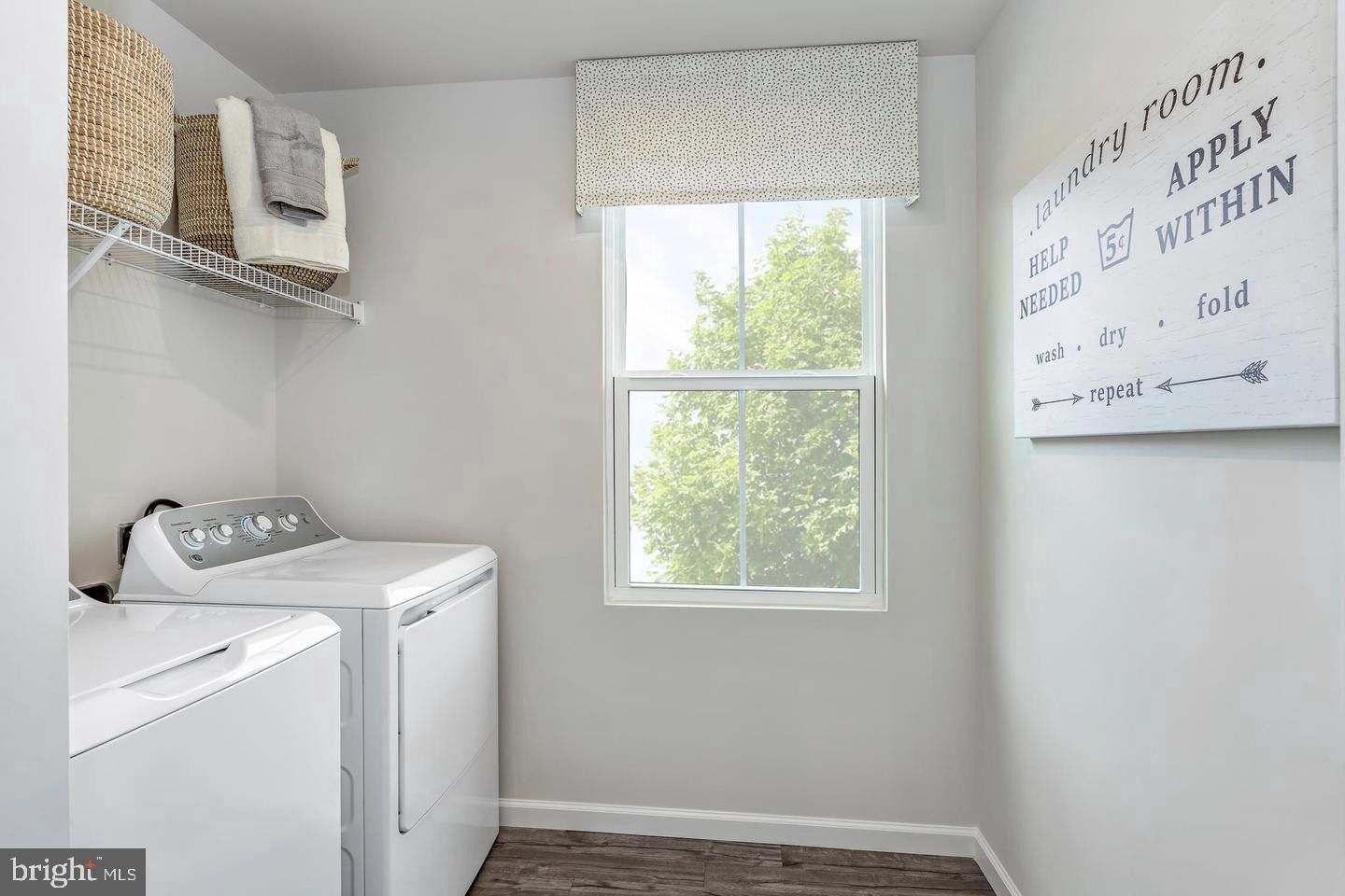 A Inola Court. Inwood, WV 25428