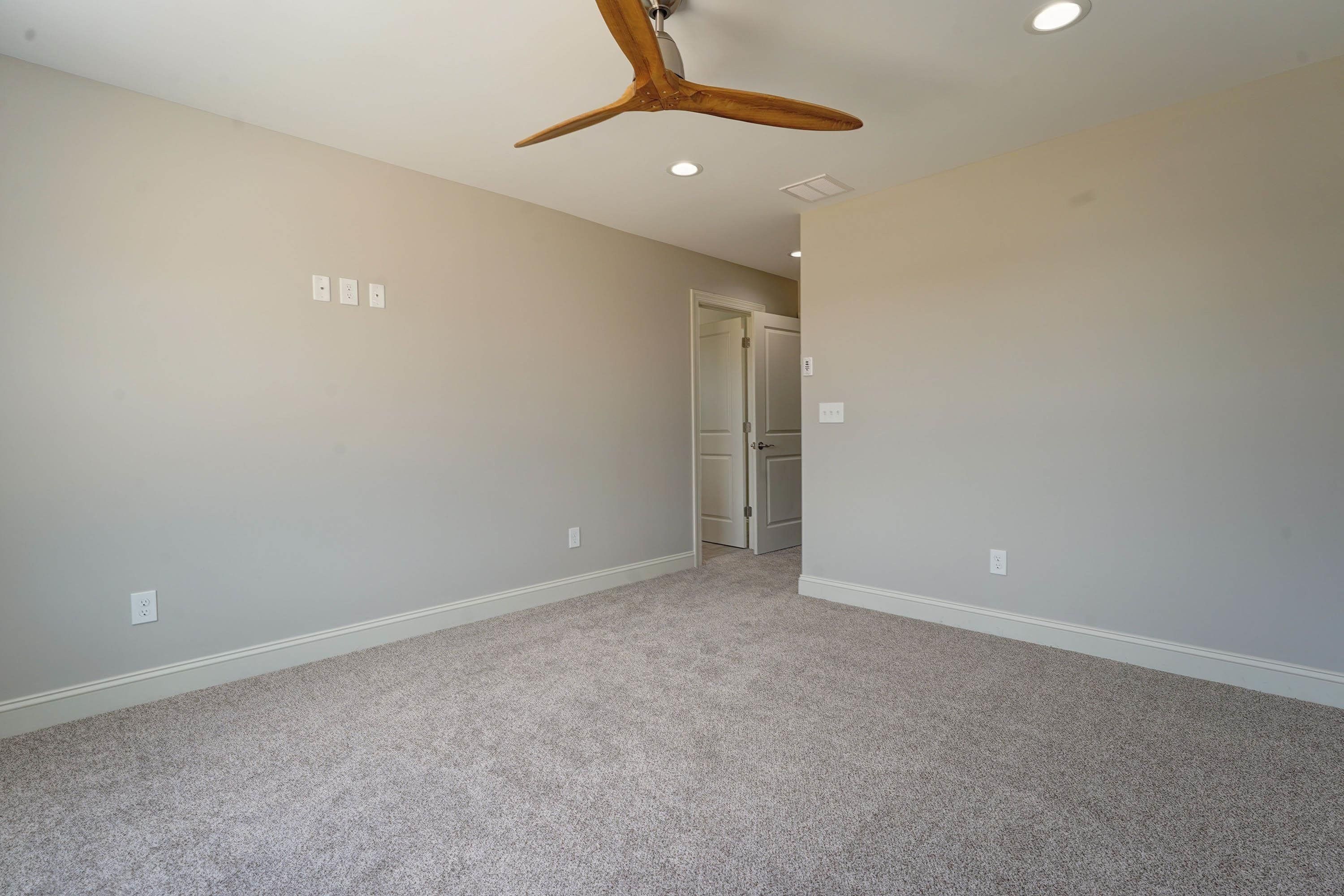 39 Jordon Drive. Winfield, WV 25213