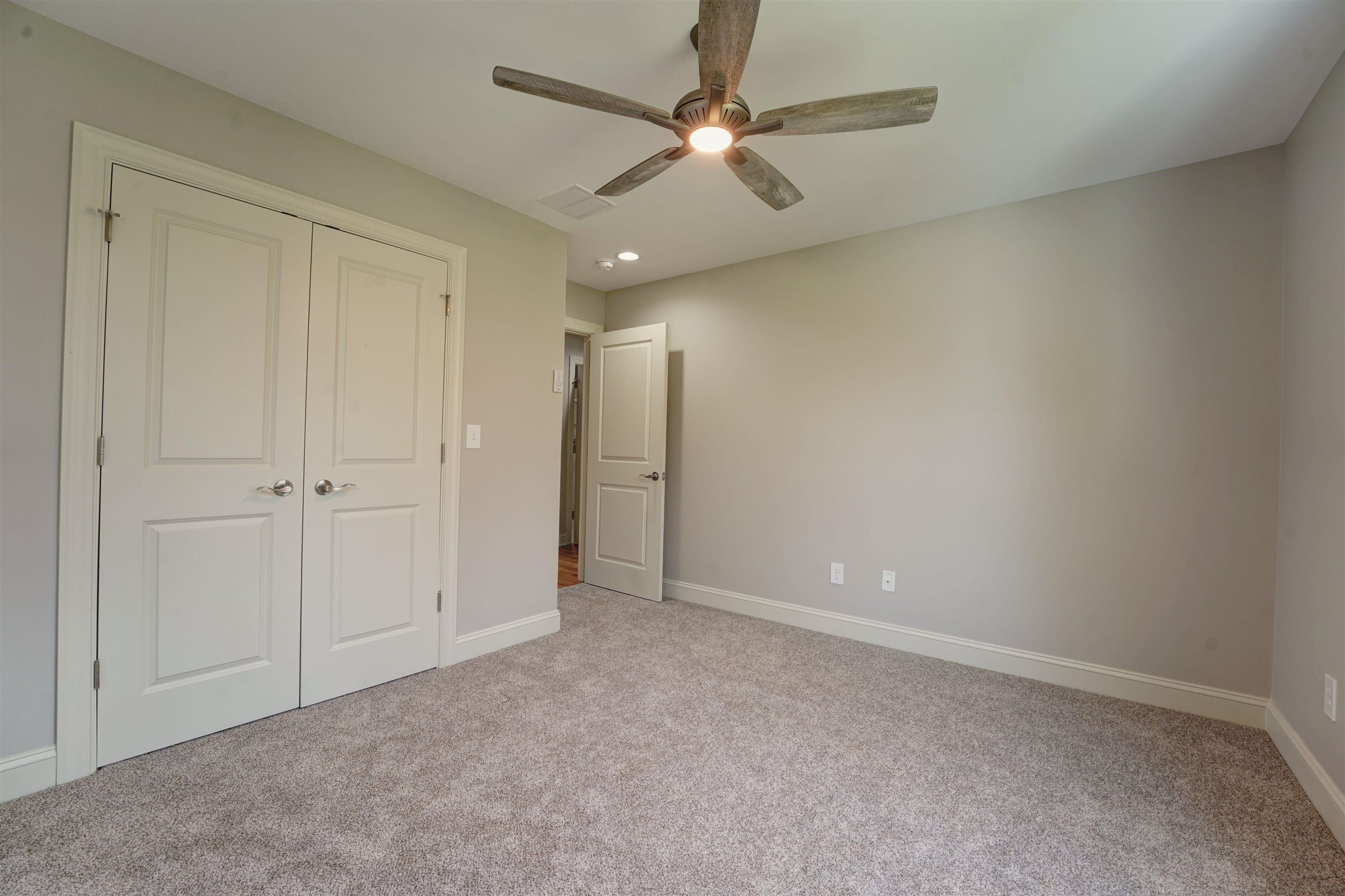 37 Jordon Drive. Winfield, WV 25213