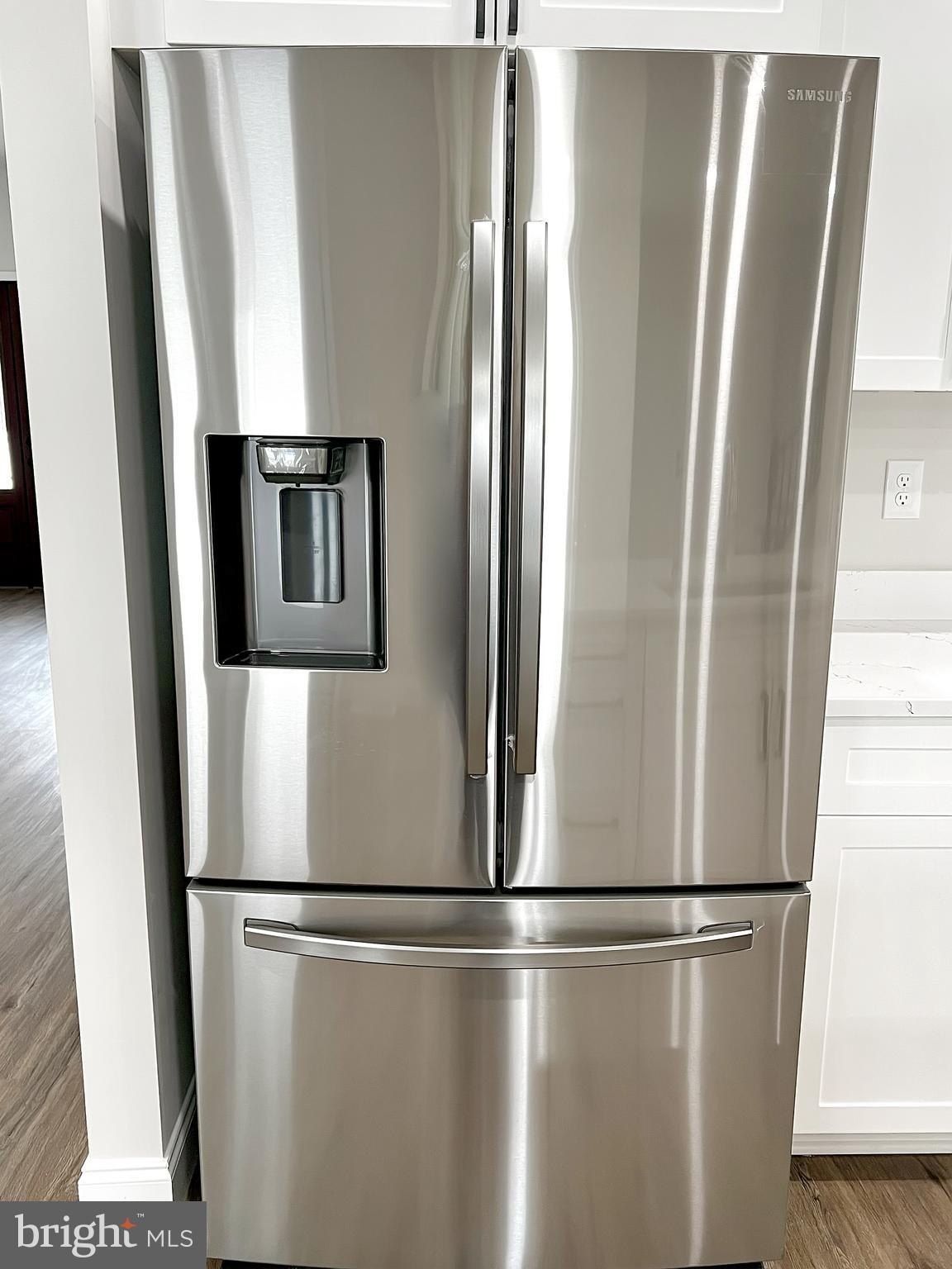 Waterside Drive. Harpers Ferry, WV 25425