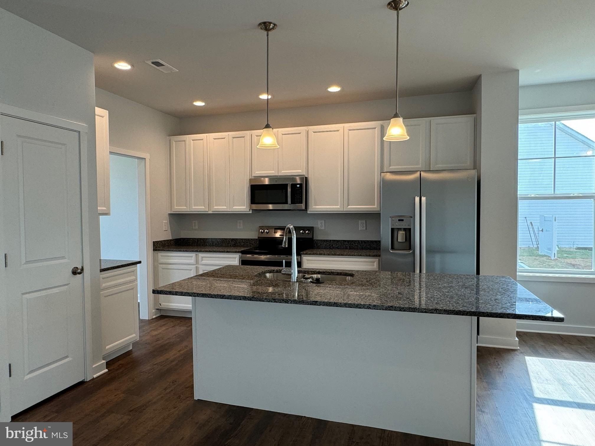 168 Santiago Circle. Martinsburg, WV 25403