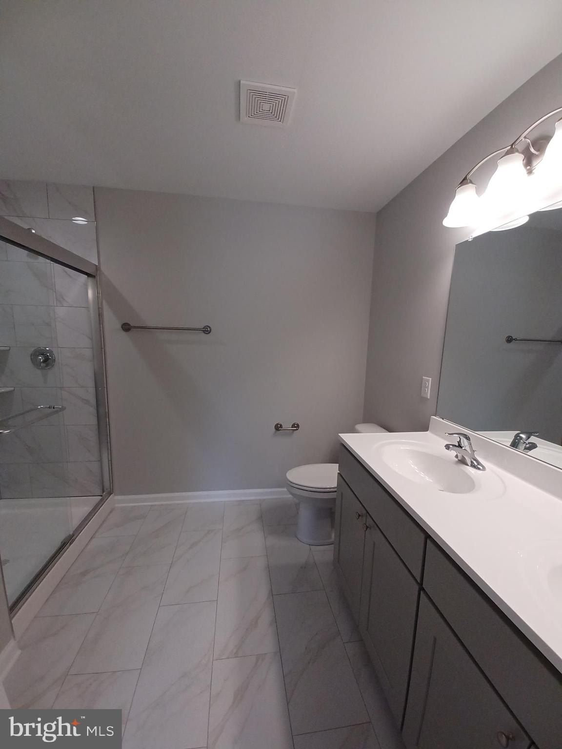 Cabriolet Lot 29. Martinsburg, WV 25401