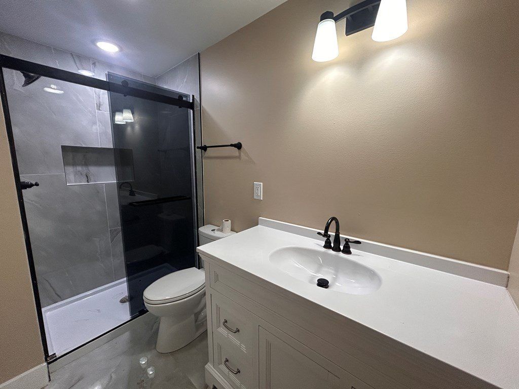 128 Montgomery Lane. Daniels, WV 25832