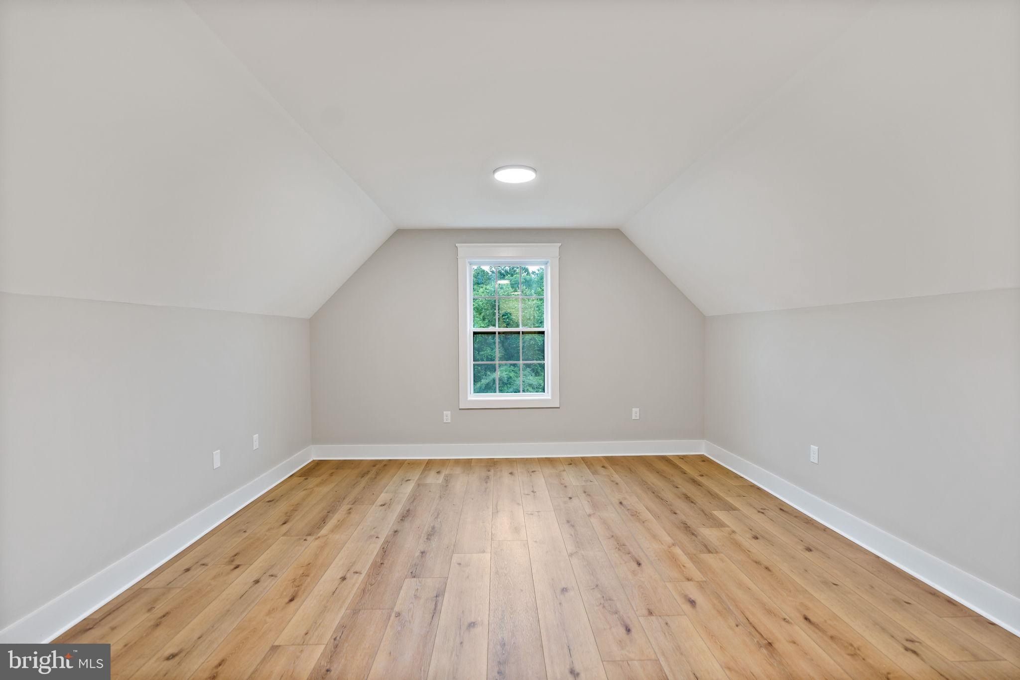 11 Mistletoe Lane. Shepherdstown, WV 25443