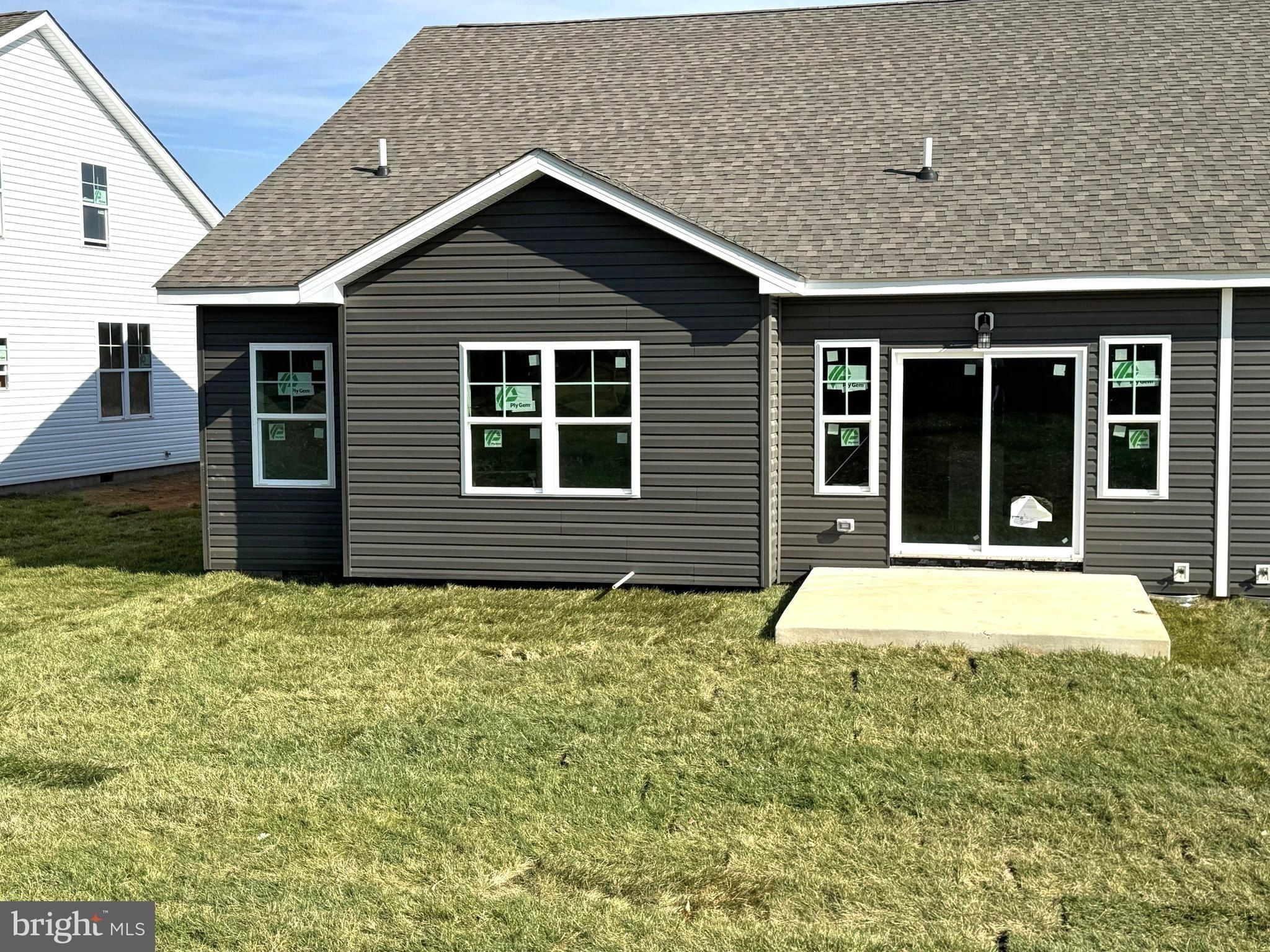 104 Barrier Reef Drive. Martinsburg, WV 25403