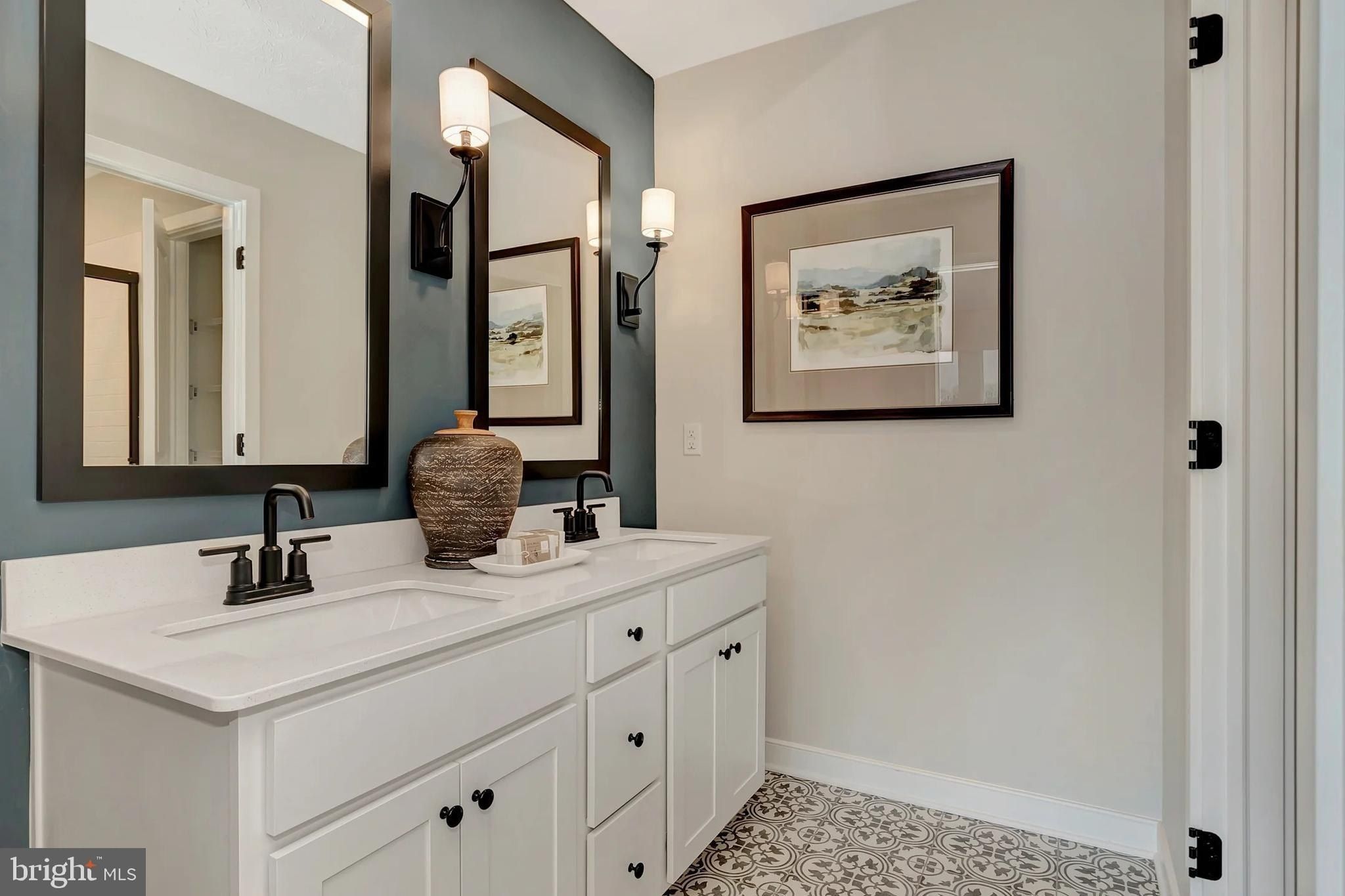 Valor Lane Lot 207. Martinsburg, WV 25405