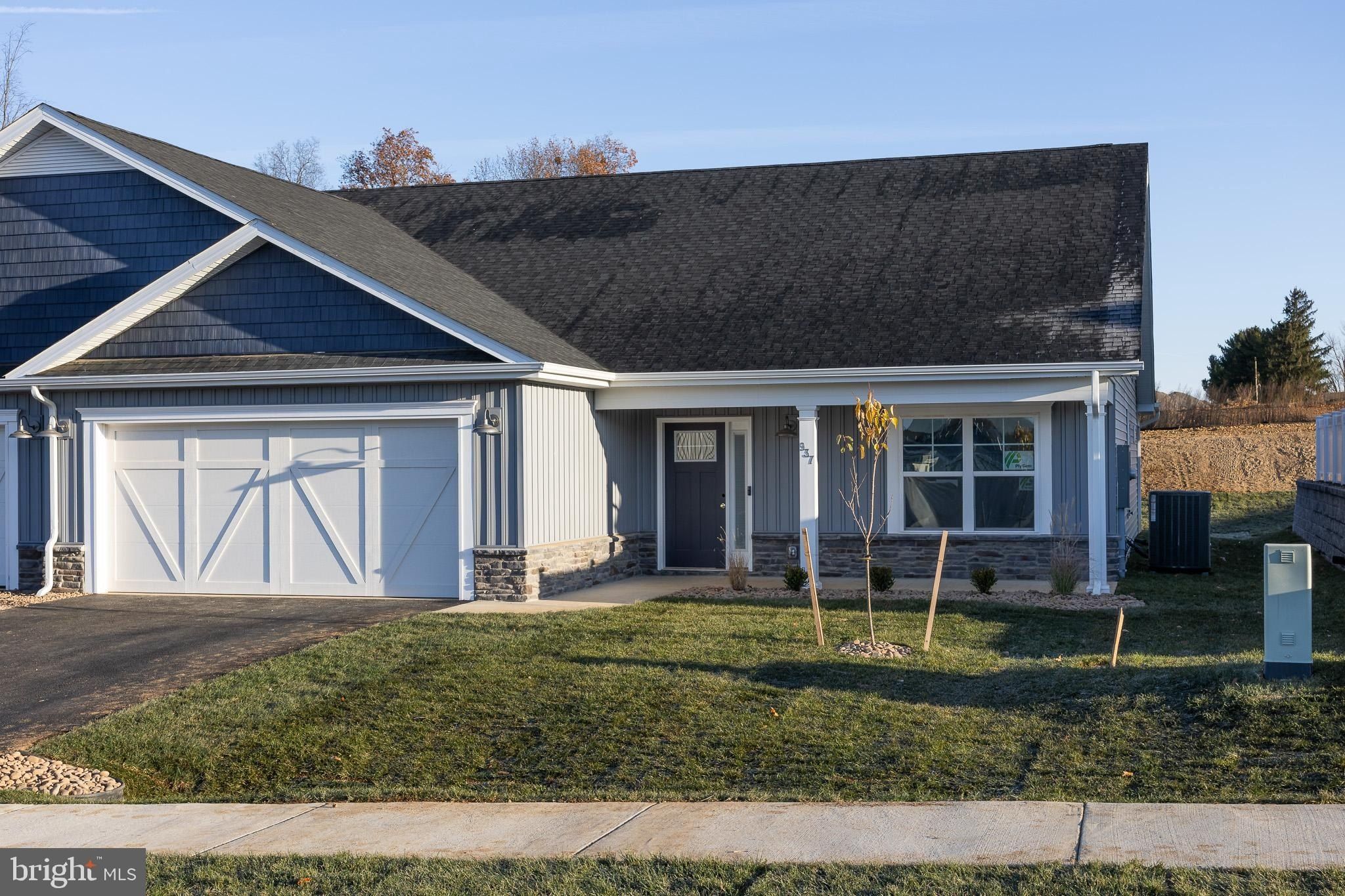 Otero Lane Lot 633. Hedgesville, WV 25427