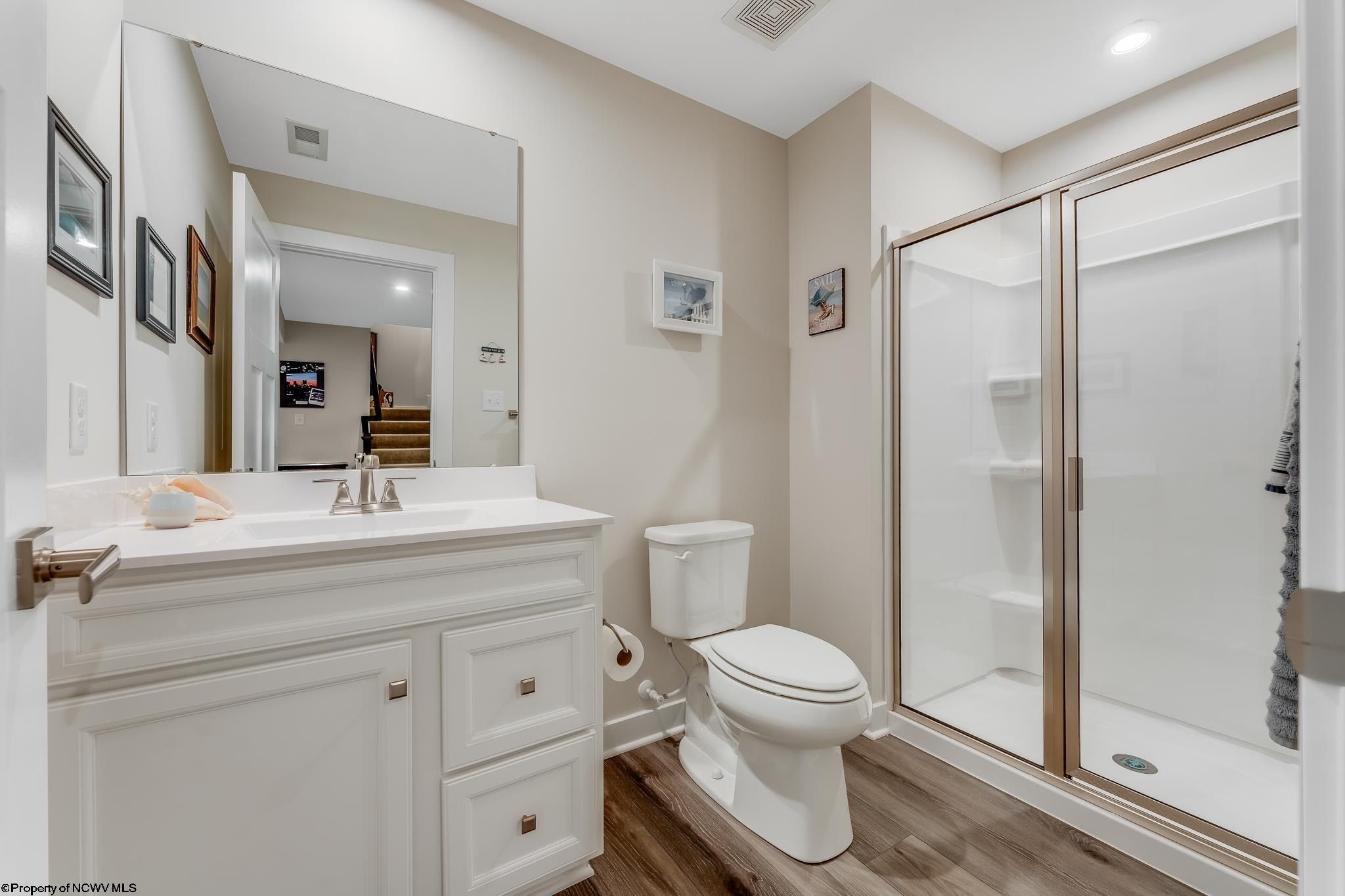 215 Falling Water Lane. Morgantown, WV 26508