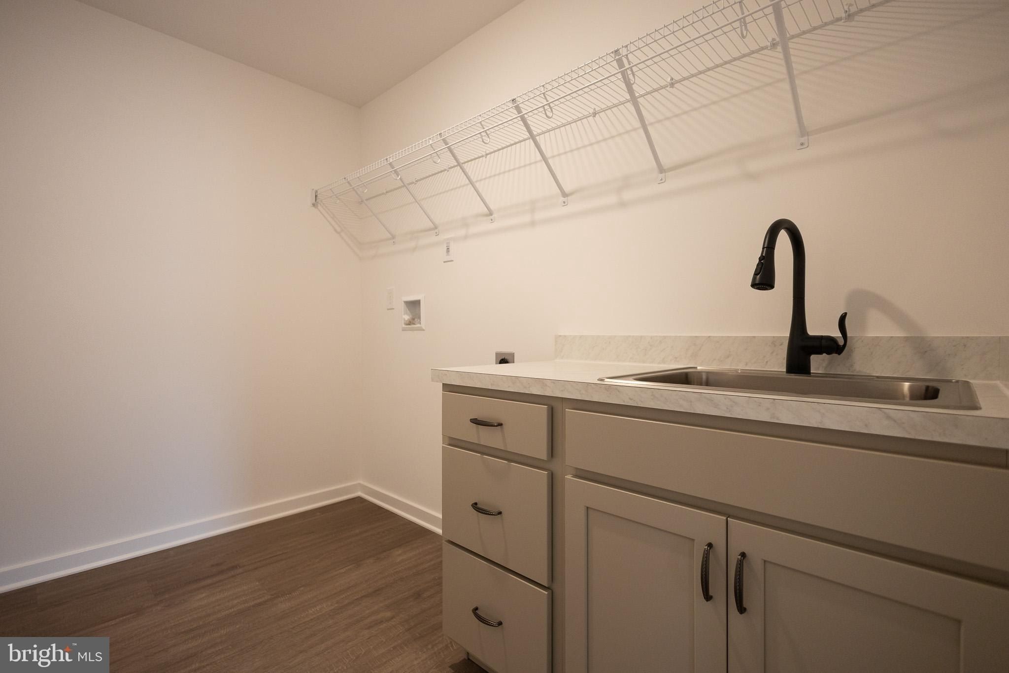 76 Grainfield Court. Martinsburg, WV 25404